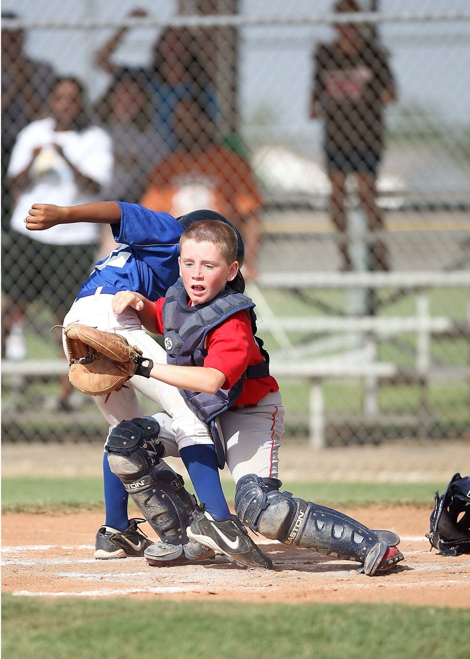 competition, parent, people, sport, son, summer, glove, baseball field, uniform, home, plate, little league, helmet, tag, lifestyles, boys, full length, Phone HD Wallpaper