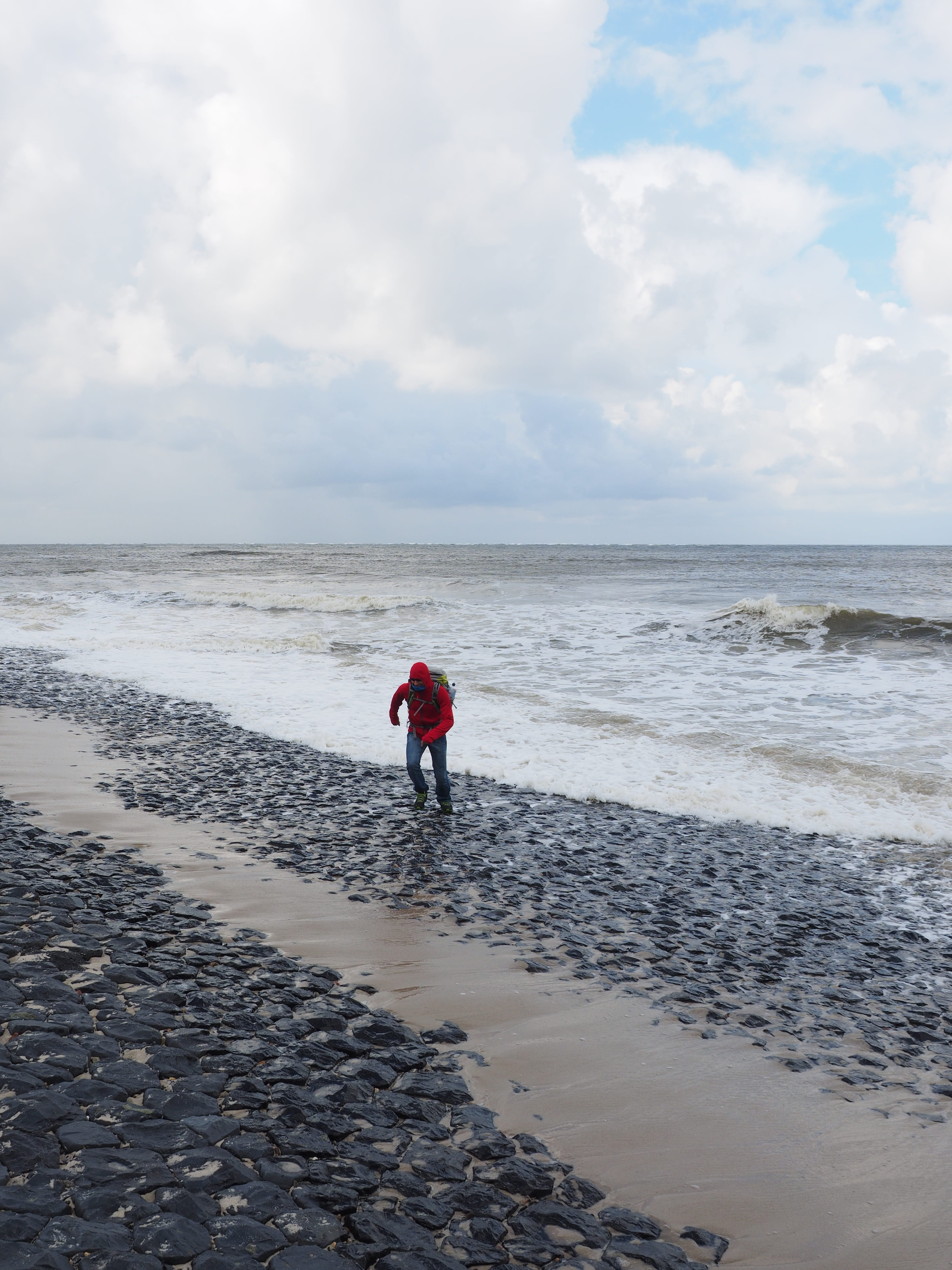 nature, water, coast, sand beach, sylt, rear view, sea, one person, human, escape on the, forward, cut off, land, 4K, cloud - sky, sandbar, full length, Phone HD Wallpaper