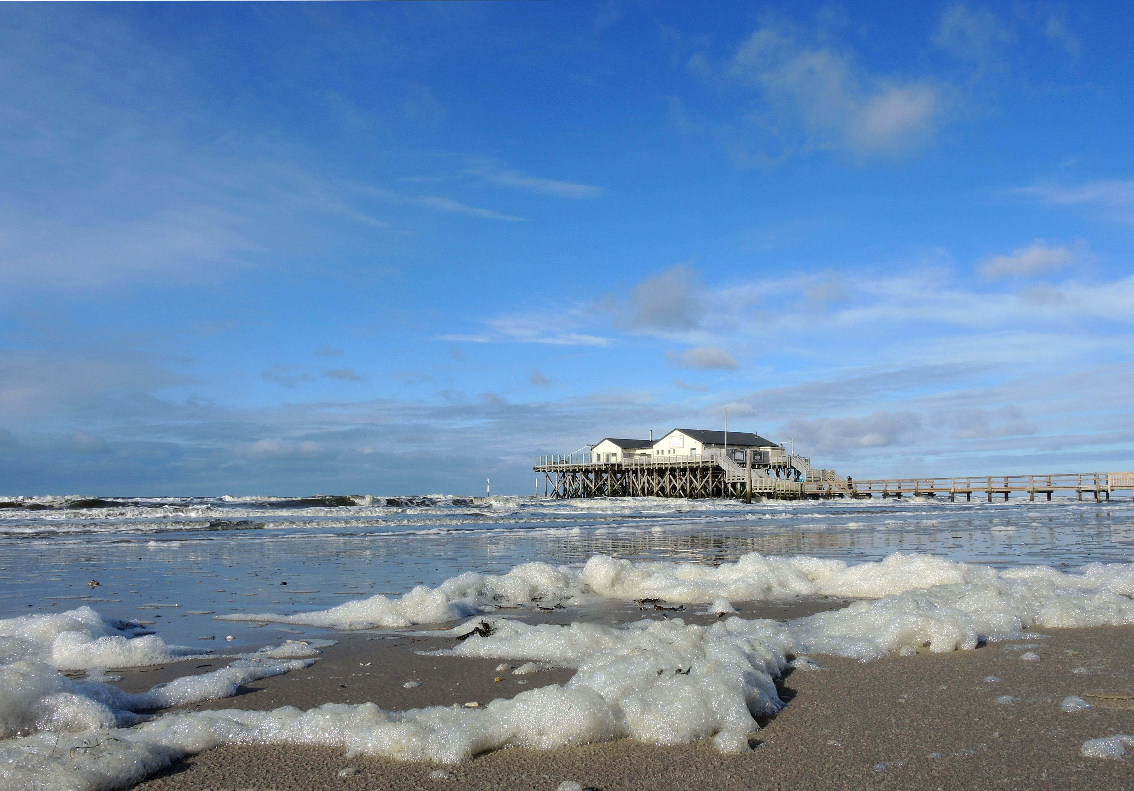 travel destinations, Beach, water, nature, blue, sea, frozen, scenics - nature, built structure, land, pile construction, Holiday, ice, North Sea, no people, HD Wallpaper