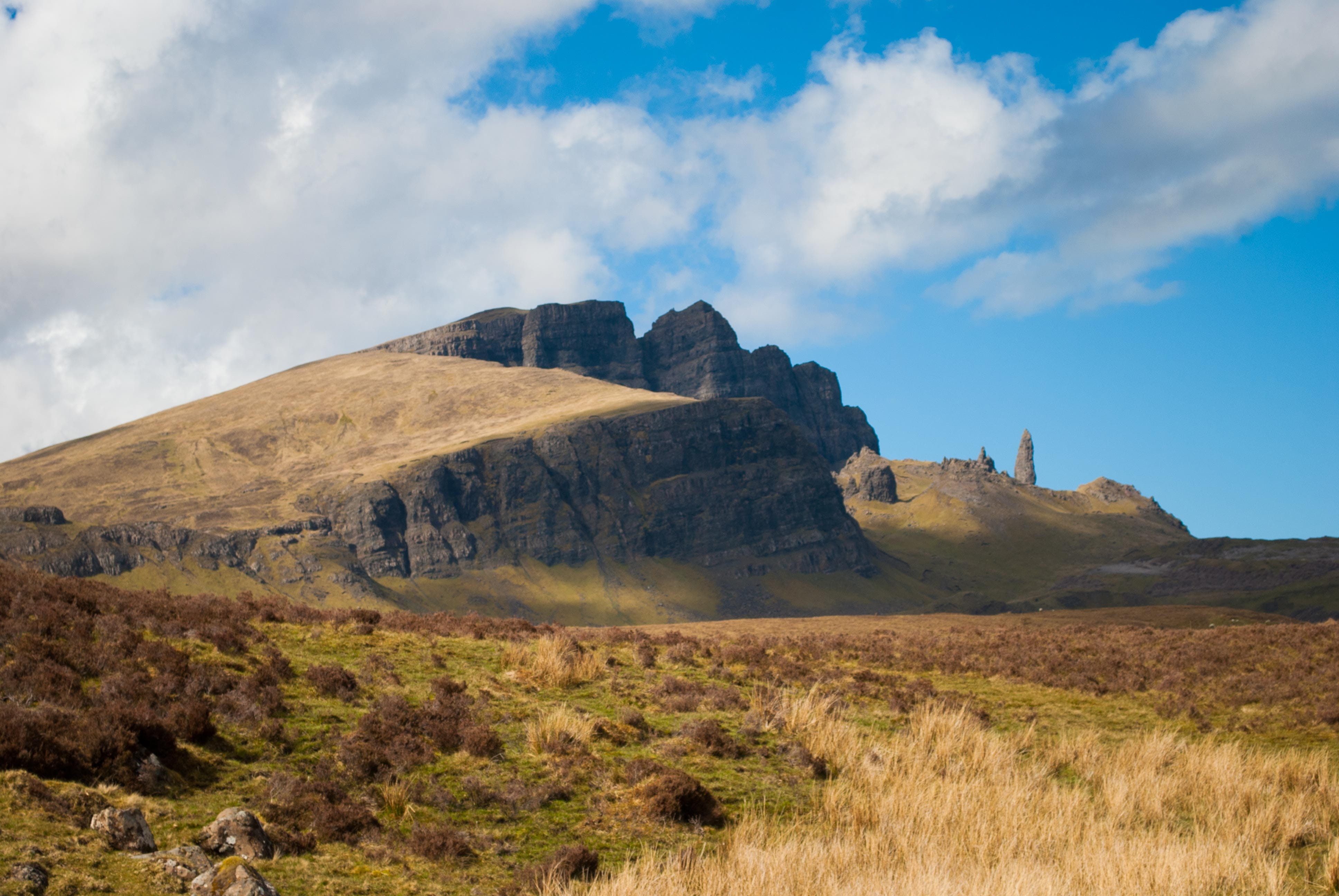 scottish, isle, highlands, sky, formation, island, scenics - nature, 4K, semi-arid, rock formation, physical geography, land, remote, no people, plant, HD Wallpaper