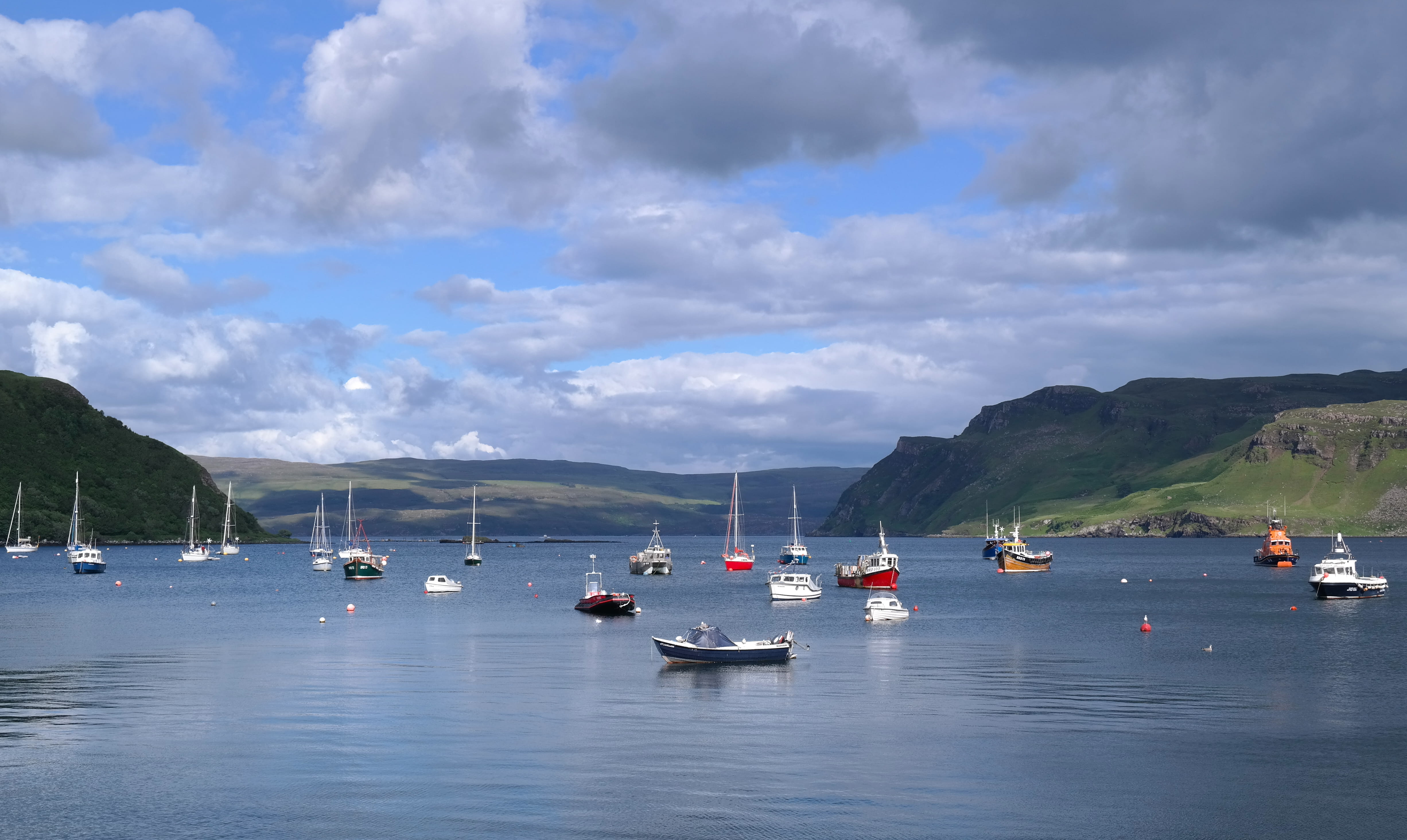 mountains, beauty in nature, sky, ships, sea, isle of skye, scotland, boats, blue, no people, travel, summer, water, tranquil scene, sun, mode of transportation, HD Wallpaper