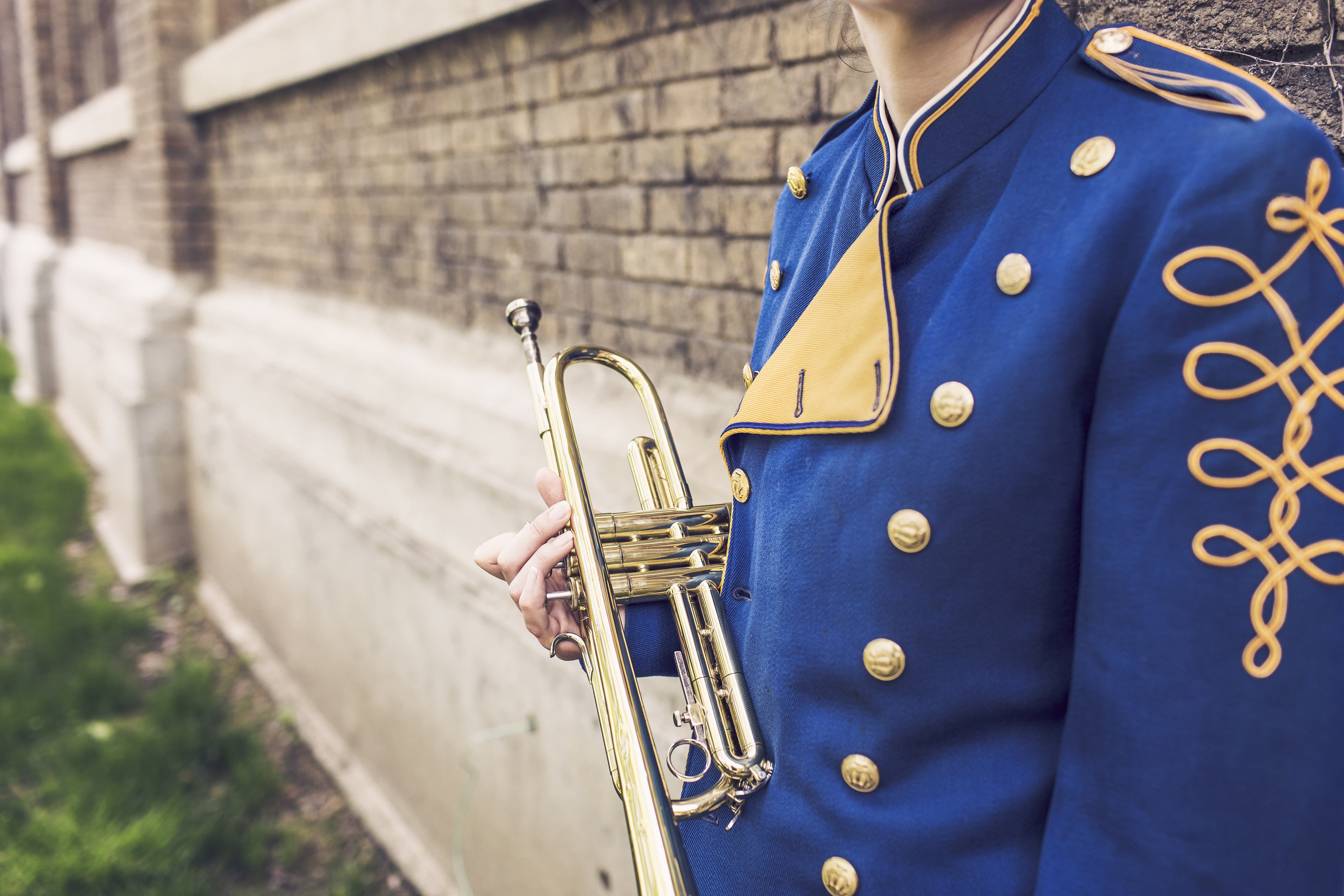 midsection, fashion, lazy, brass Instrument, jacket, military uniform, architecture, blue, wearing, talented, performer, front view, band, orchestra, men, HD Wallpaper