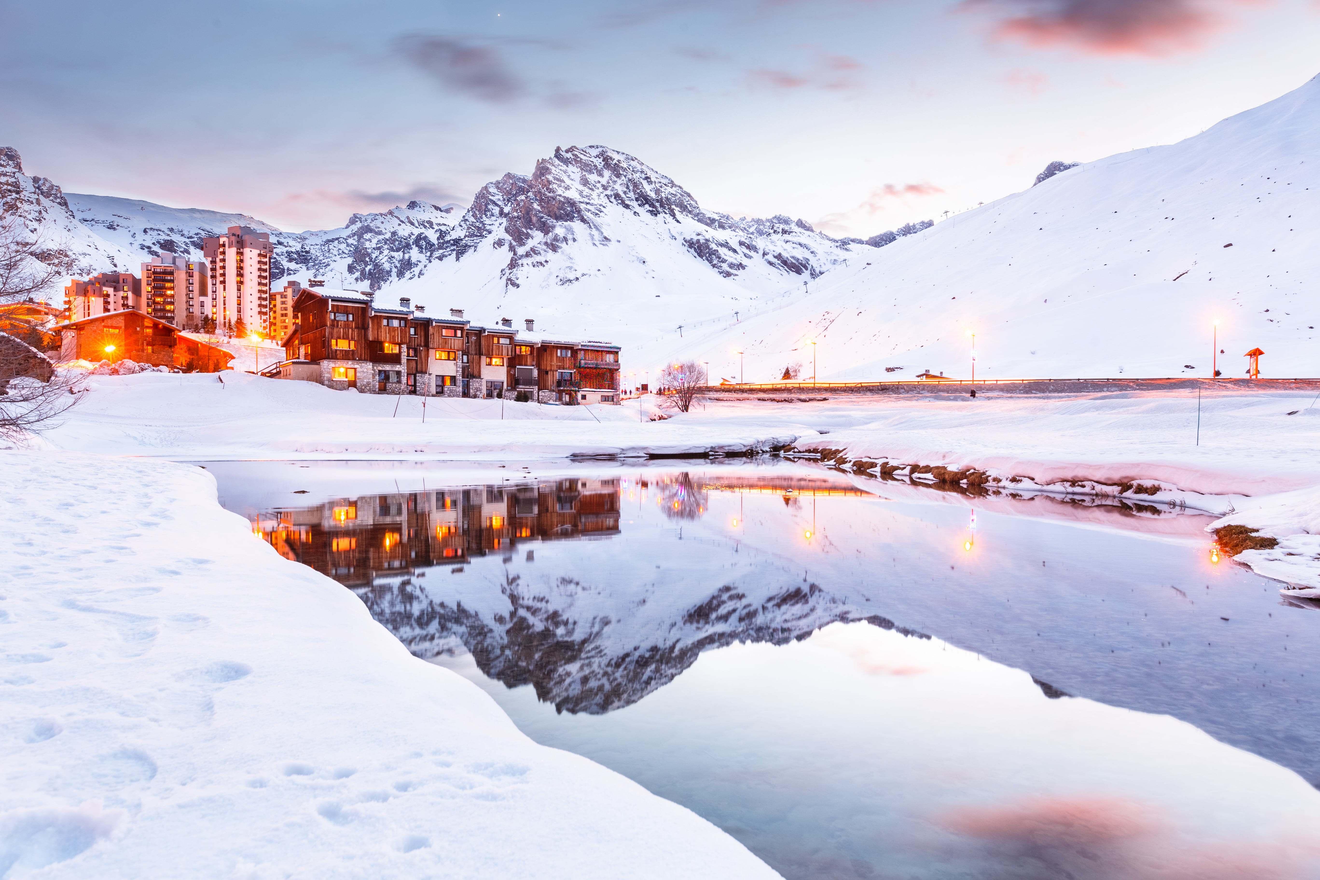 building, european Alps, outdoors, Mirror Lake, brown, mirror, lake, landscape, Tignes, Canon EOS 5D Mark III, 5K, mountain, white, winter, nature, snow, HD Wallpaper