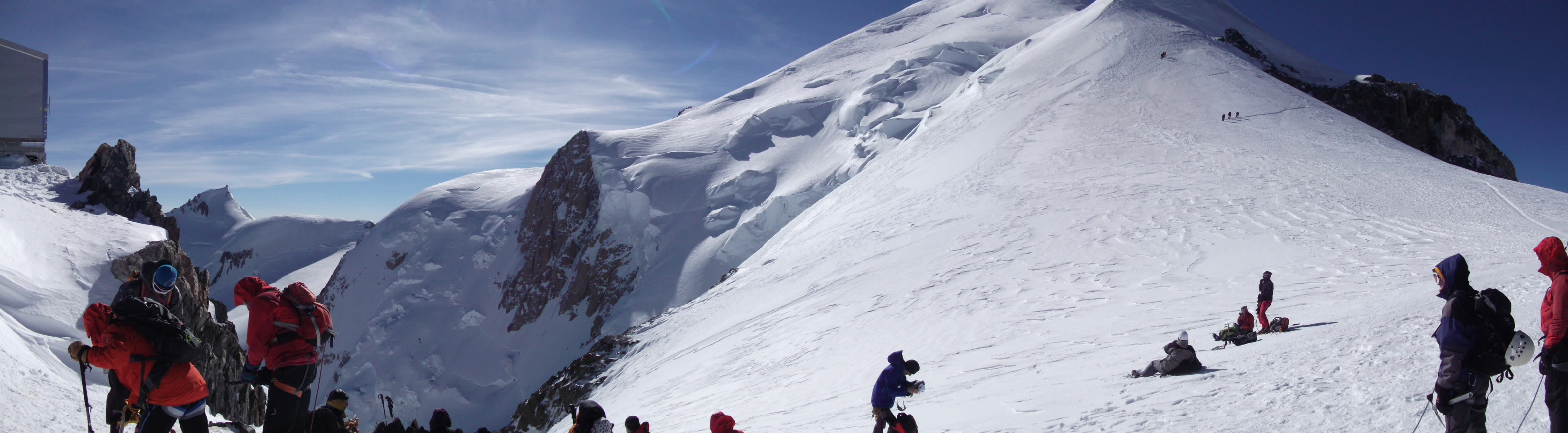 freedom, mont blanc, alpine, mountain, sport, vallot shelter, alps, vacations, winter sport, staying, outdoor, sky, mont, tourism, cold, mountain peak, HD Wallpaper