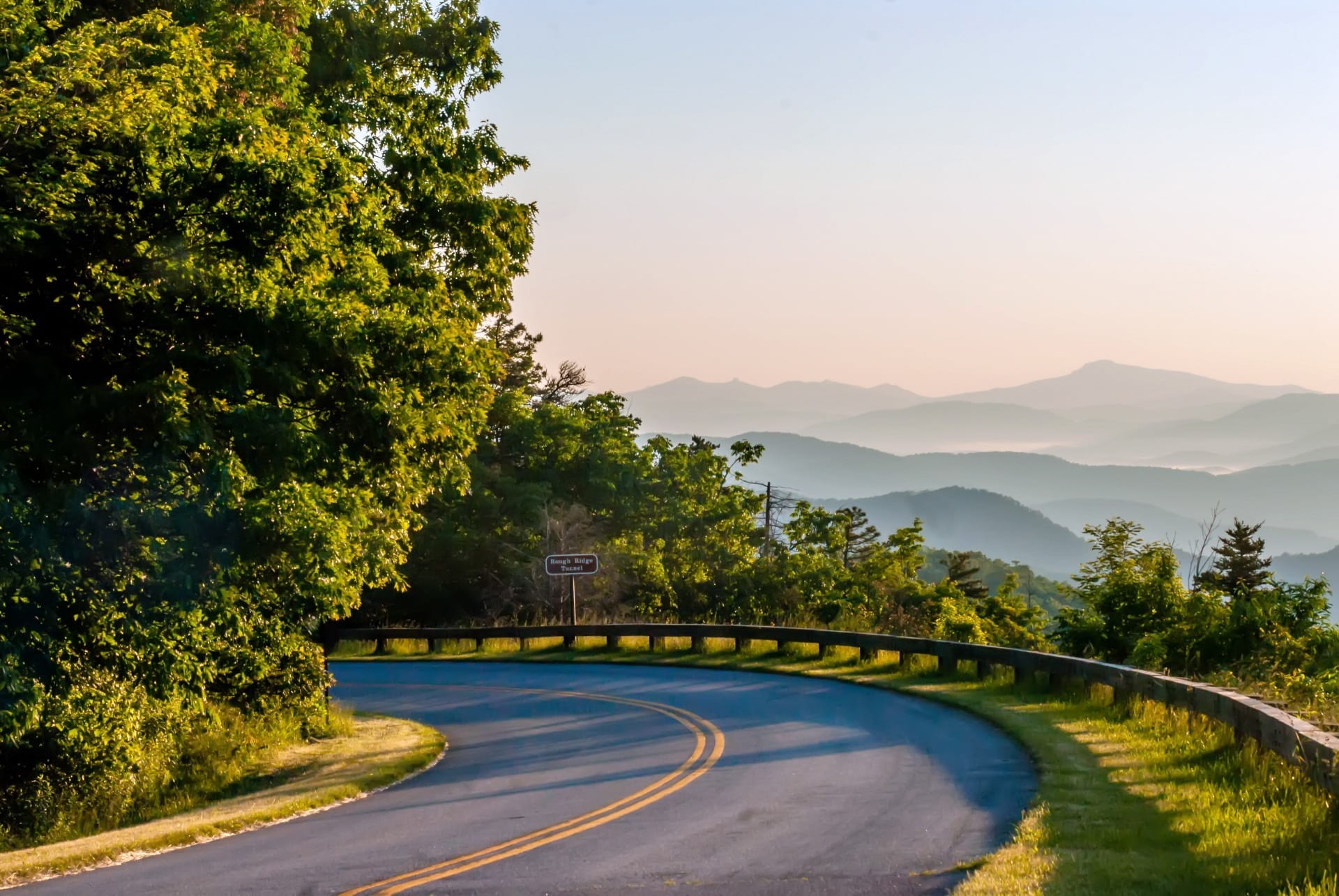 dividing line, outdoors, road, direction, symbol, tranquility, north carolina, blue ridge parkway, no people, tranquil scene, morning, appalachians, sky, HD Wallpaper