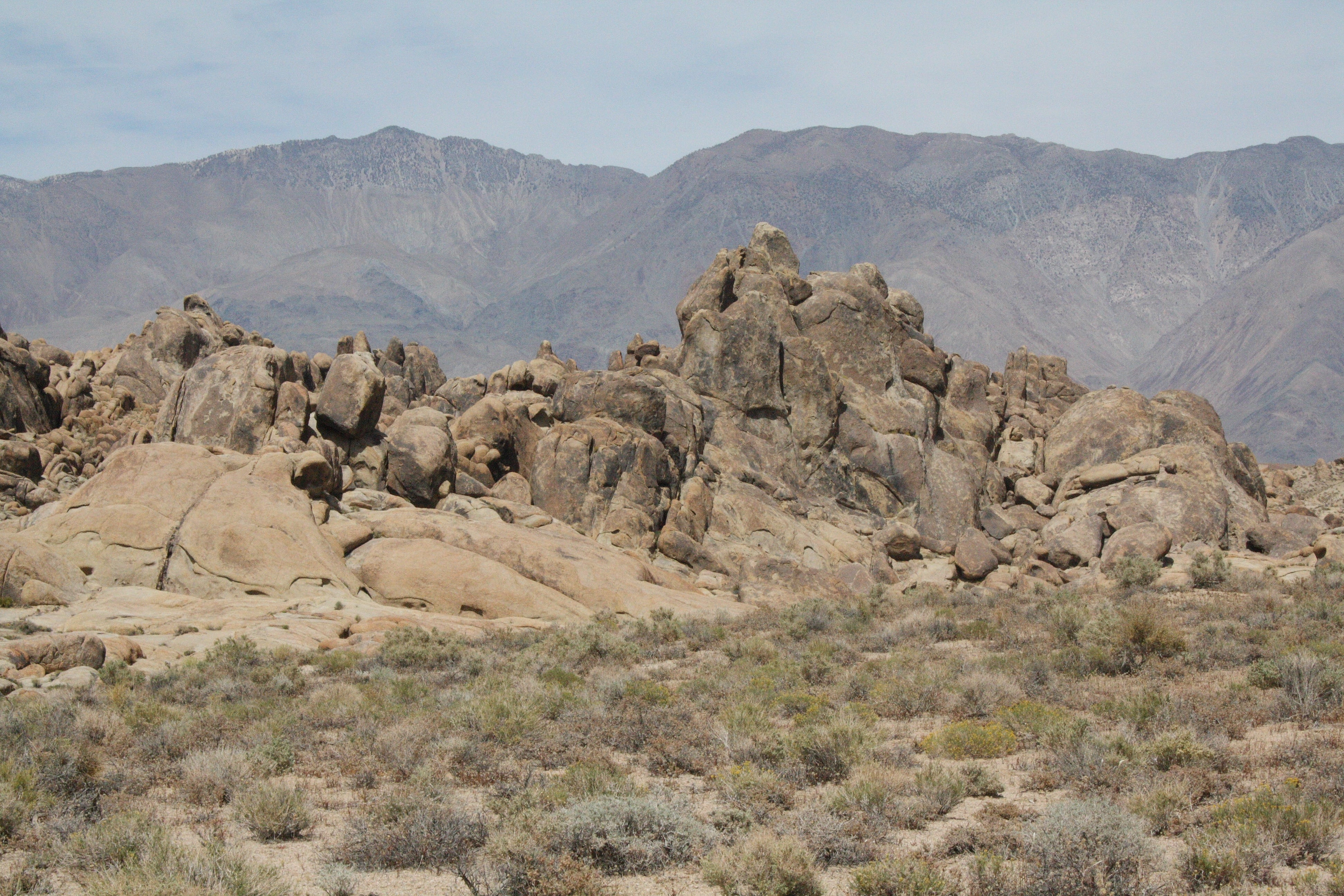 formation, rock, dry, alabama hills, arid climate, 4K, land, sky, usa, rock - object, environment, plant, nature, tranquil scene, mountain range, desert, HD Wallpaper