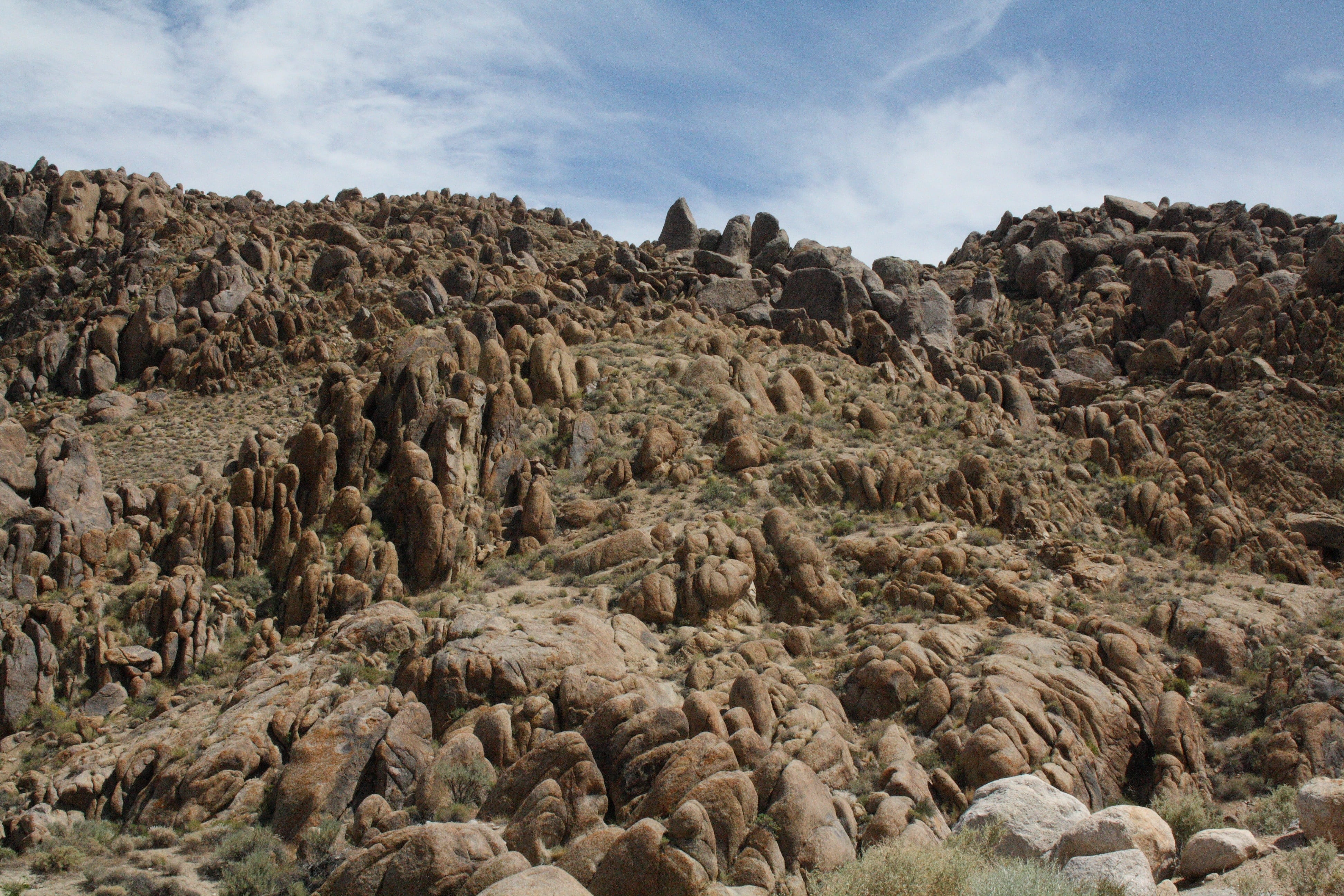 non-urban scene, Usa, land, 4K, eroded, no people, tranquil scene, Alabama Hills, formation, day, tranquility, sky, rock - object, beauty in nature, agriculture, HD Wallpaper