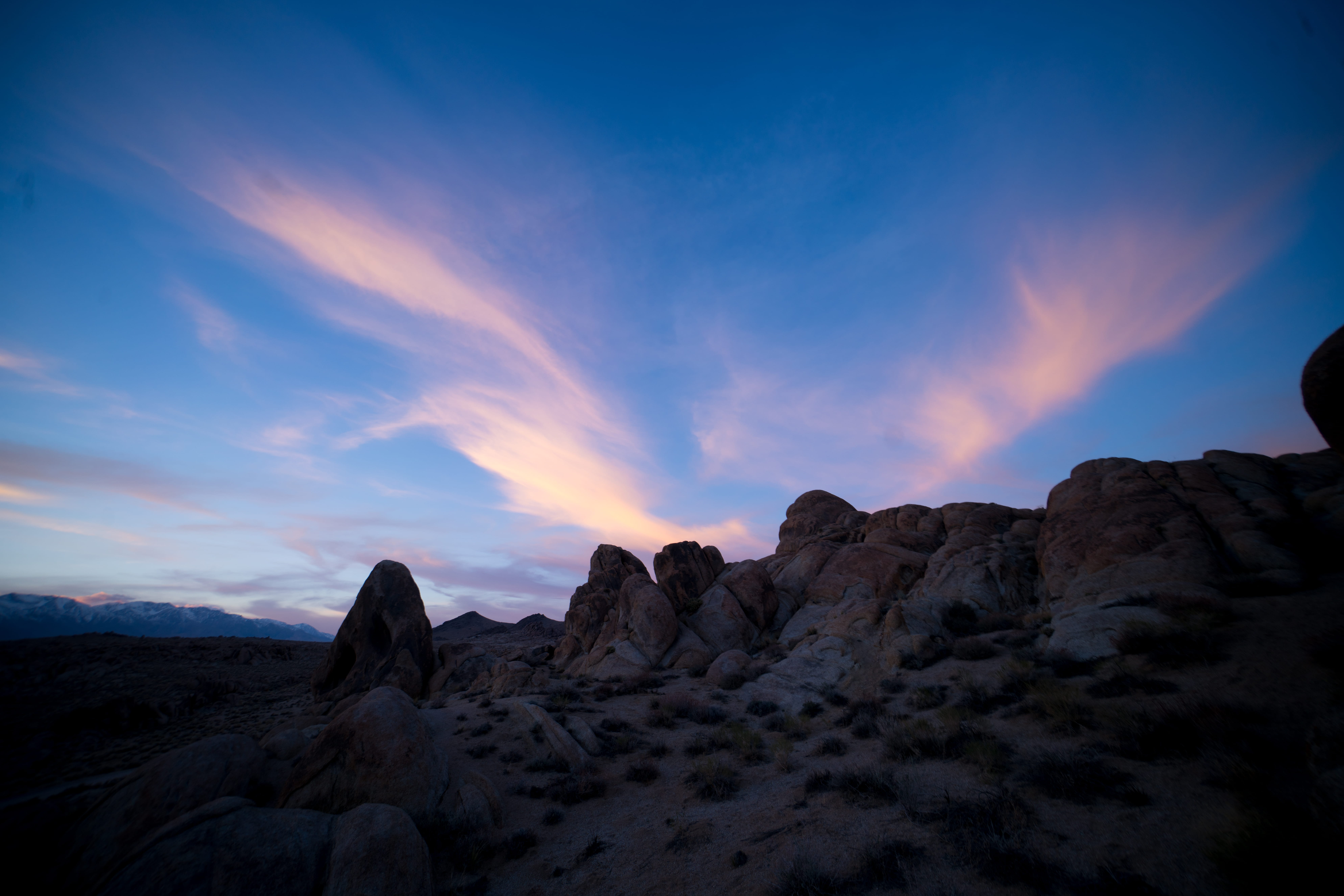 alabama hills, bushes, tranquil scene, scenics - nature, boulders, landscape, idyllic, 8K, beauty in nature, remote, no people, desert, rock formation, HD Wallpaper