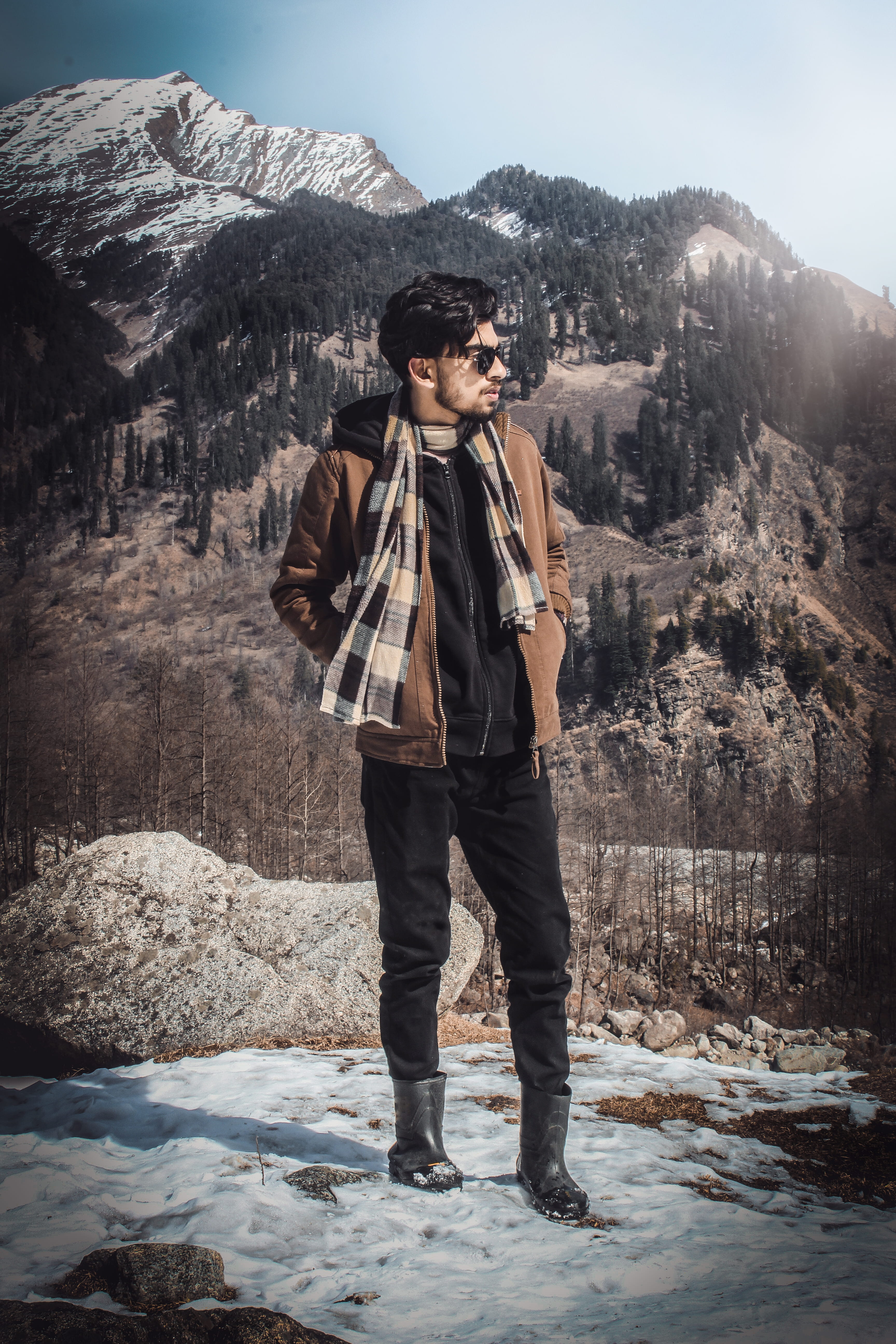 casual clothing, scenics - nature, solid, canon, one person, nature, india, manali, leisure activity, eyes, mountain, nikon, boss, model, rock - object, Phone HD Wallpaper