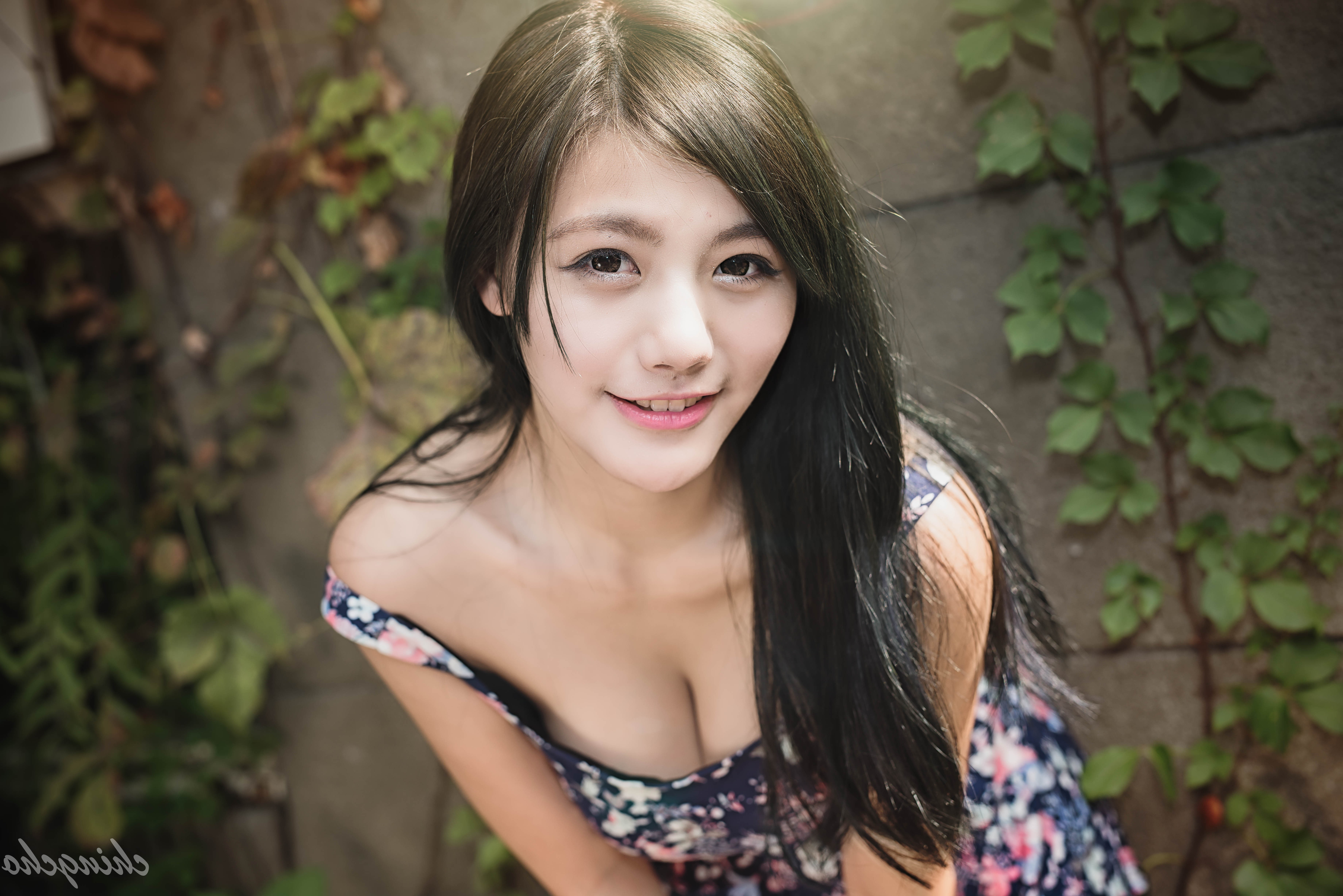 Asian, looking at camera, young women, front view, Taiwan, headshot, hair, smiling, portrait, lifestyles, beautiful woman, real people, young adult, leisure activity, HD Wallpaper