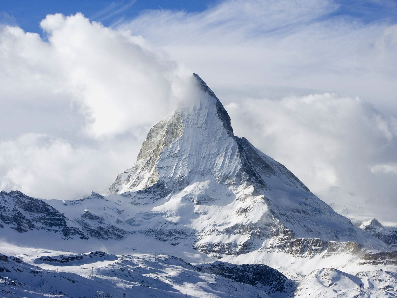 europe, famous Place, top, nature, mountain Range, blue, clouds, european Alps, matterhorn, no People, switzerland, cloud - Sky, beauty In Nature, mountain, HD Wallpaper