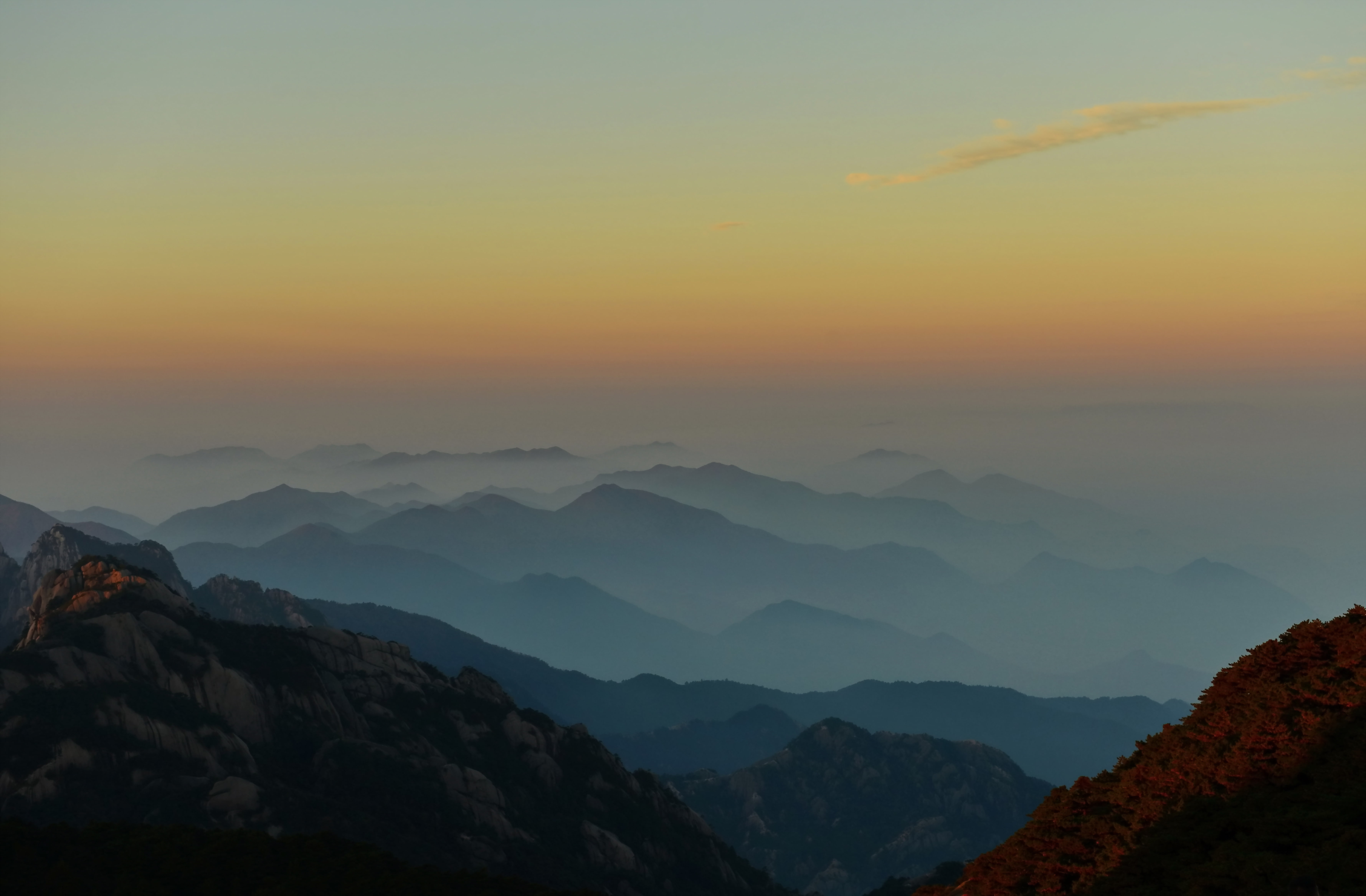 Huangshan, Mountains, clouds, Mountain Range, Sunrise, Anhui, 5K, fog, China, HD Wallpaper