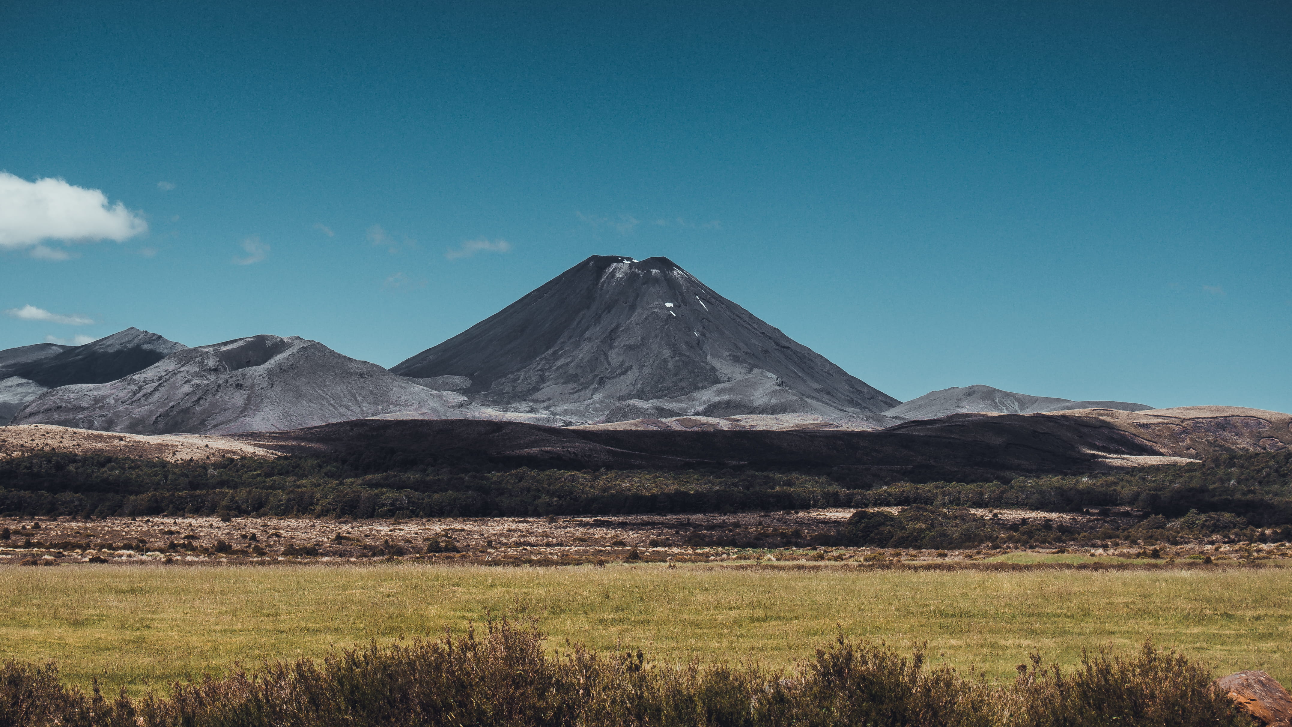 beauty in nature, travel destinations, non-urban scene, environment, tranquil scene, tongariro national park, new zealand, cloud - sky, arid, tranquility, HD Wallpaper