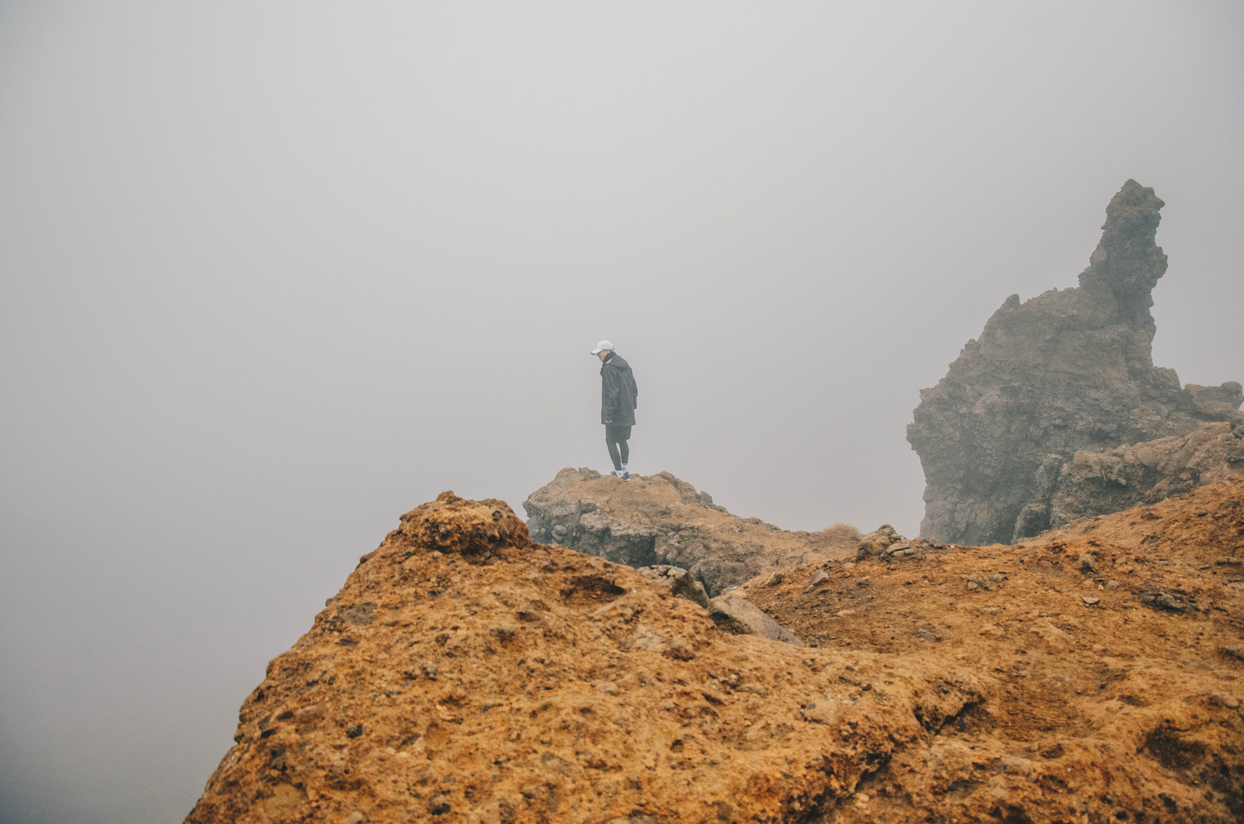 sad, new zealand, spooky, copy space, nature, sky, scenics - nature, real people, fog, leisure activity, formation, beauty in nature, exciting, mountain, HD Wallpaper