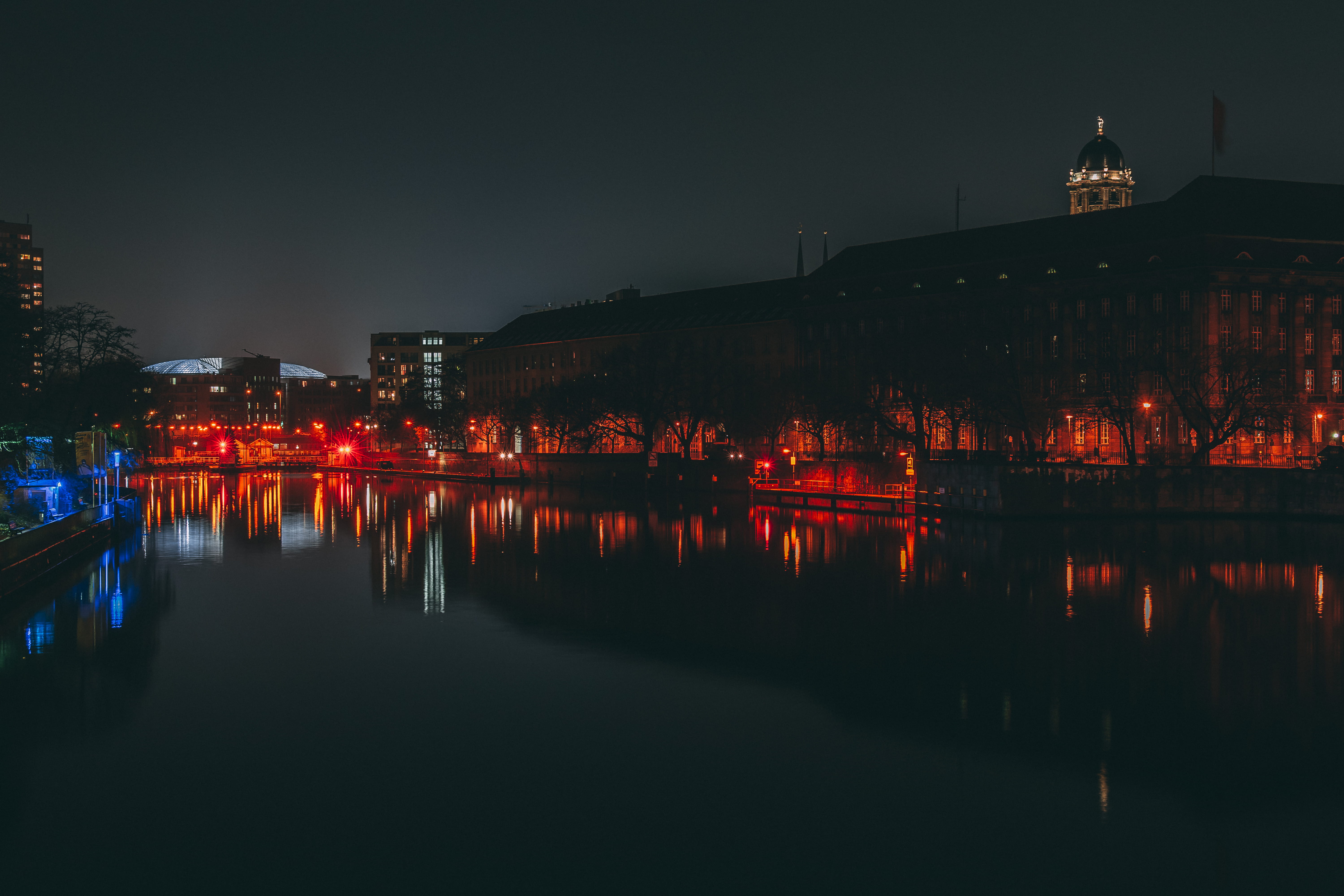 illuminated, long exposure, lights, reflection, berlin, mitte, building, germany, red, nightlife, architecture, travel destinations, building exterior, HD Wallpaper