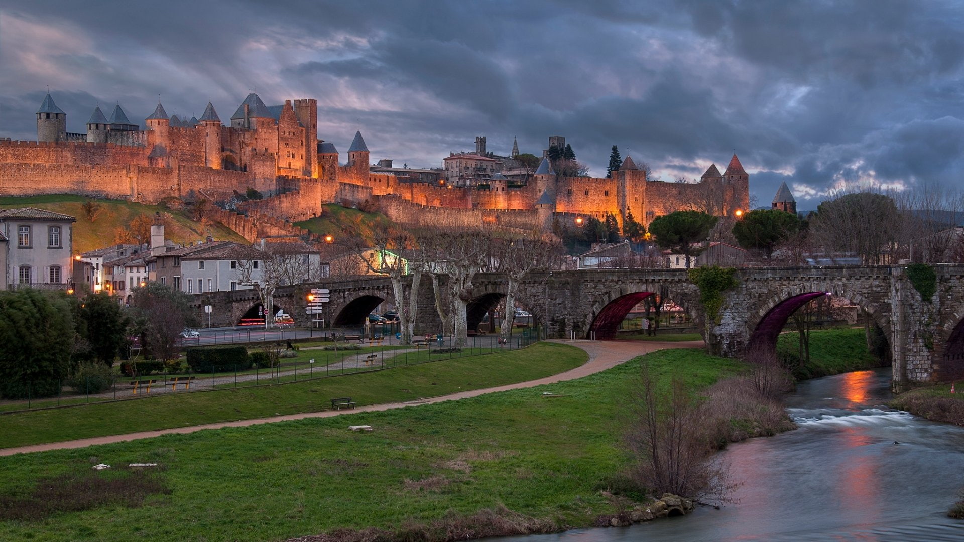 building, arch bridge, cityscape, sky, river, connection, cloud - sky, architecture, building exterior, outdoors, arch, Castles, the past, Carcassonne, HD Wallpaper