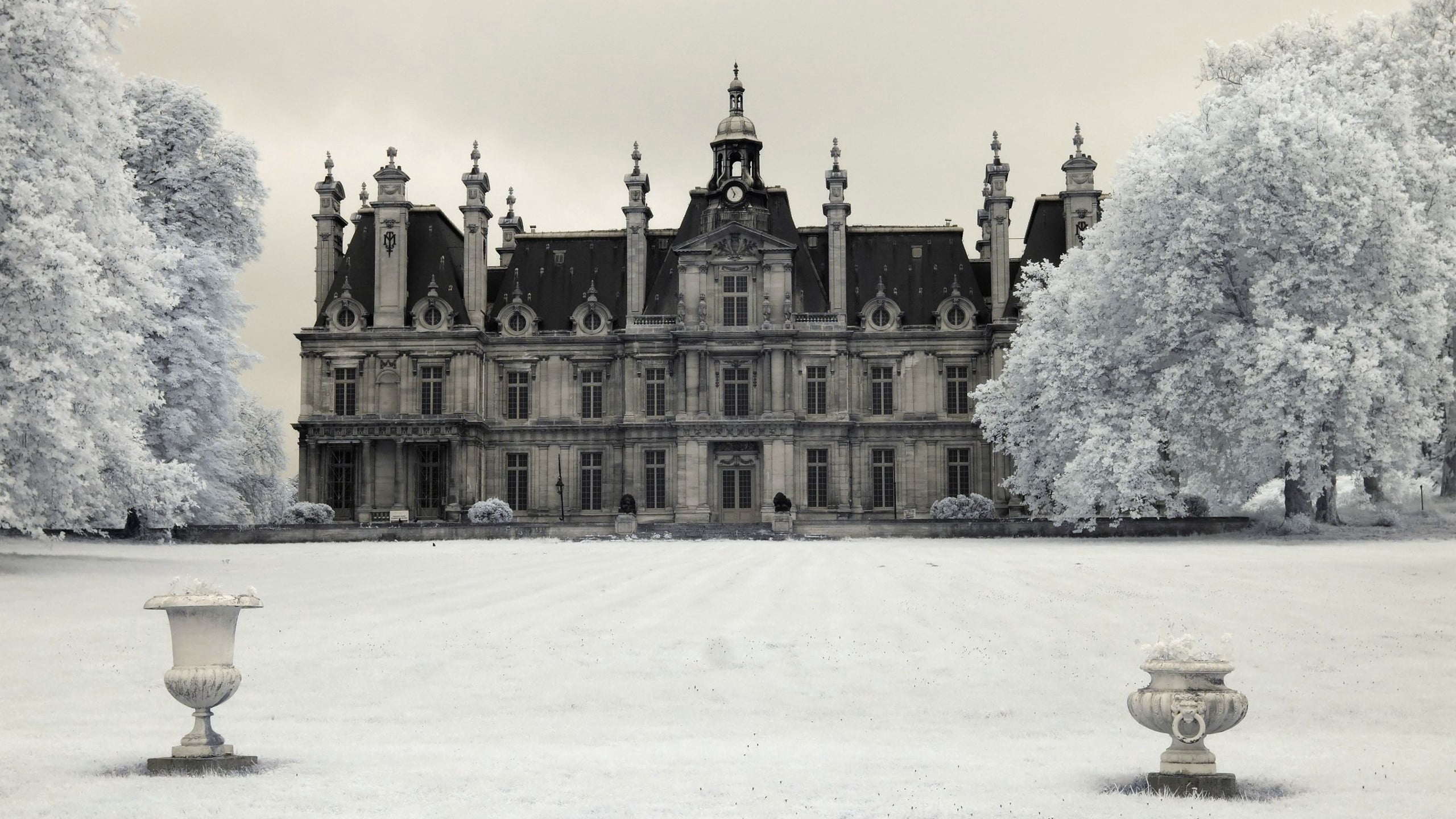 nature, concrete, snow, no People, old, building, building Exterior, the past, chateau miranda, urban Scene, outdoors, history, old-fashioned, cultures, HD Wallpaper