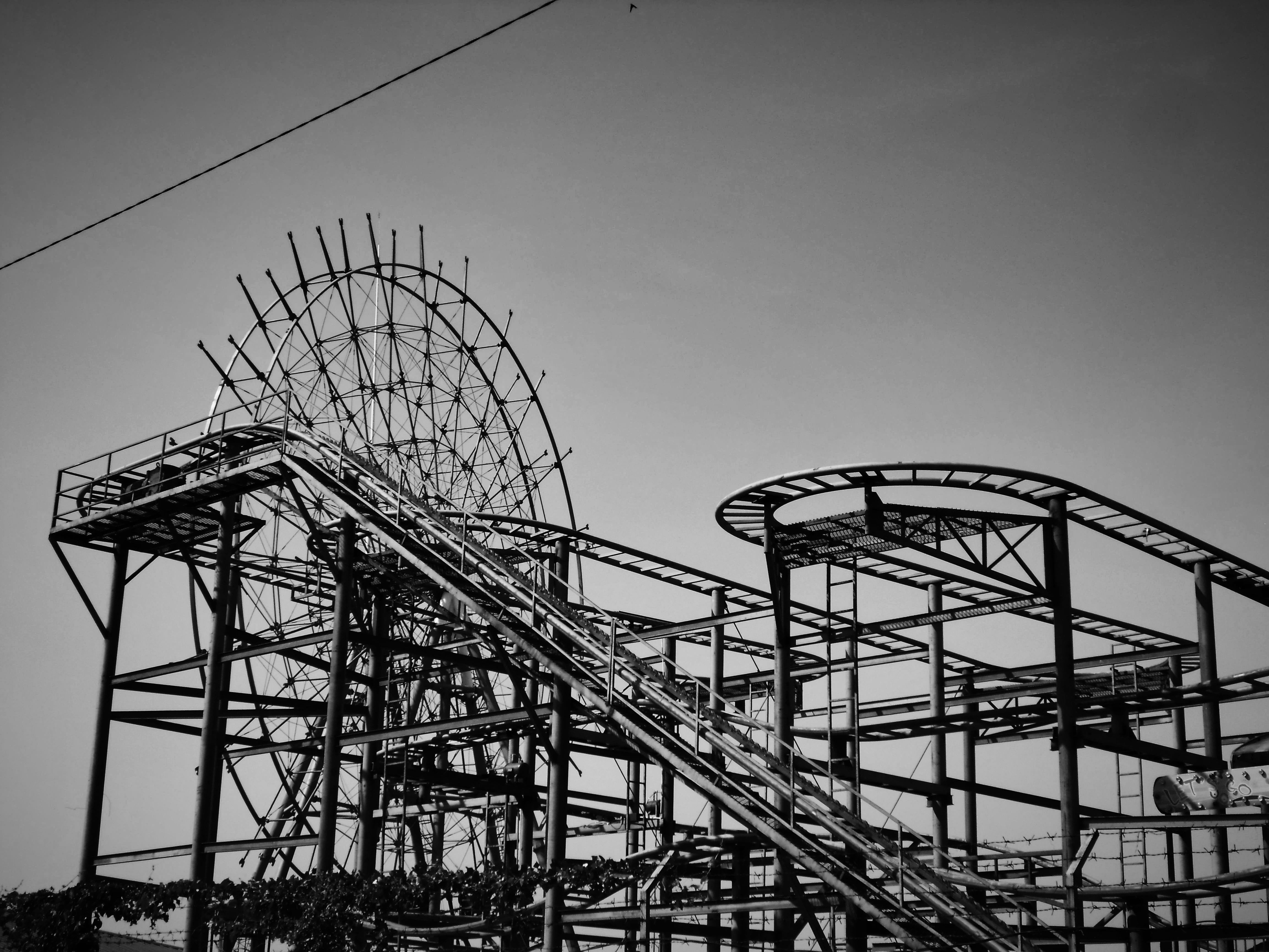 4K, architecture, cable, spike, ferris wheel, sky, line, wheel, black, technology, industry, amusement park ride, mono, white, nature, clear sky, monochrome, HD Wallpaper