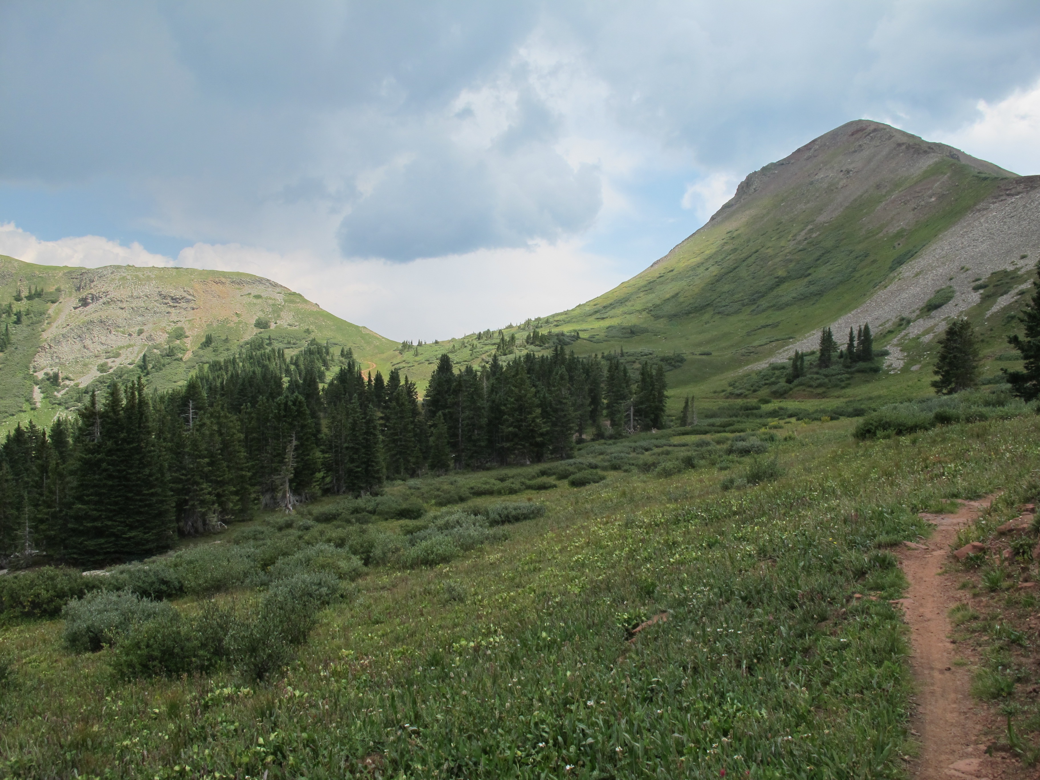 colorado, trail, growth, elevation, day, cloud - sky, pass, landscape, plant, grass, adventure, no people, land, sky, tranquil scene, non-urban scene, idyllic, HD Wallpaper