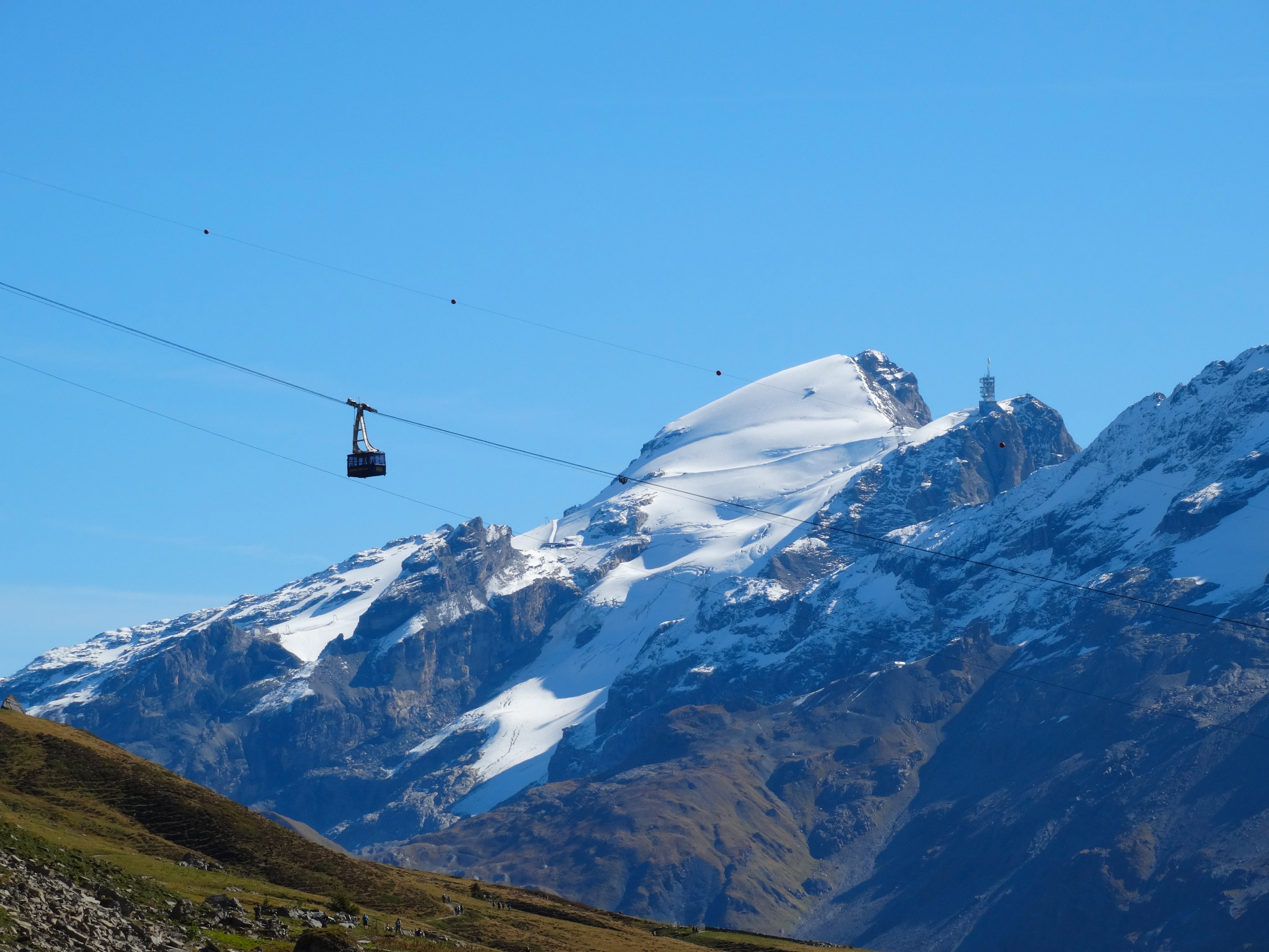 mountain railway, snow, mountain summit, overhead cable car, cable, 5K, landscape, beauty in nature, formation, cable car, mountain Peak, blue, environment, HD Wallpaper