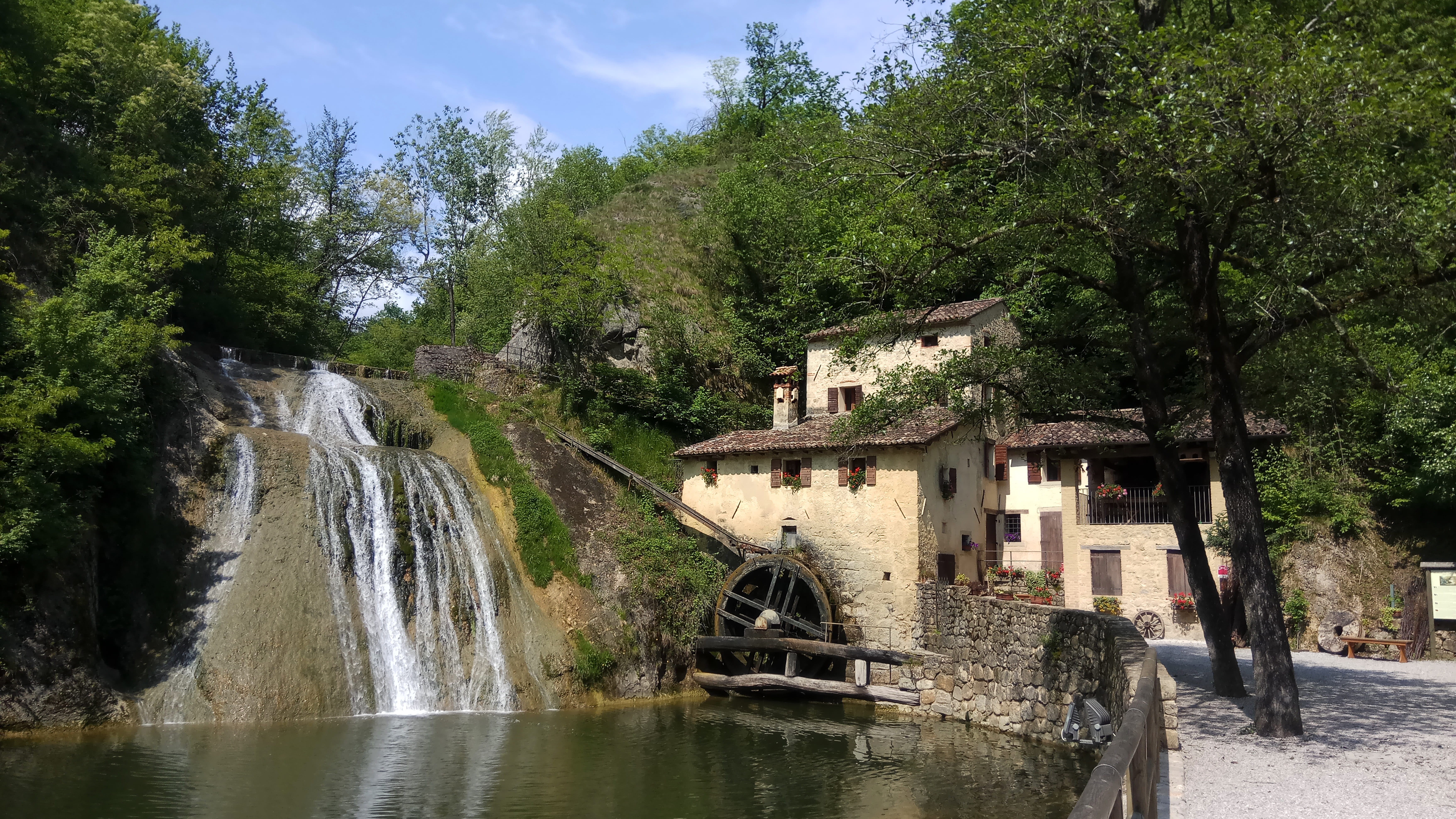 tree, water wheel, molinetto della croda, waterfront, building, no people, 5K, mill, day, flowing water, outdoors, building exterior, connection, transportation, HD Wallpaper