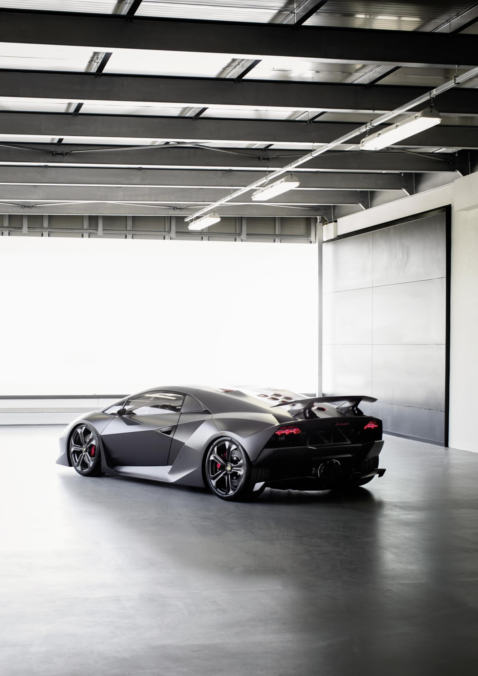 car, automobile industry, elemento, garage, architecture, industry, motorsport, wealth, transportation, supercar, people, mode of transportation, indoors, Phone HD Wallpaper