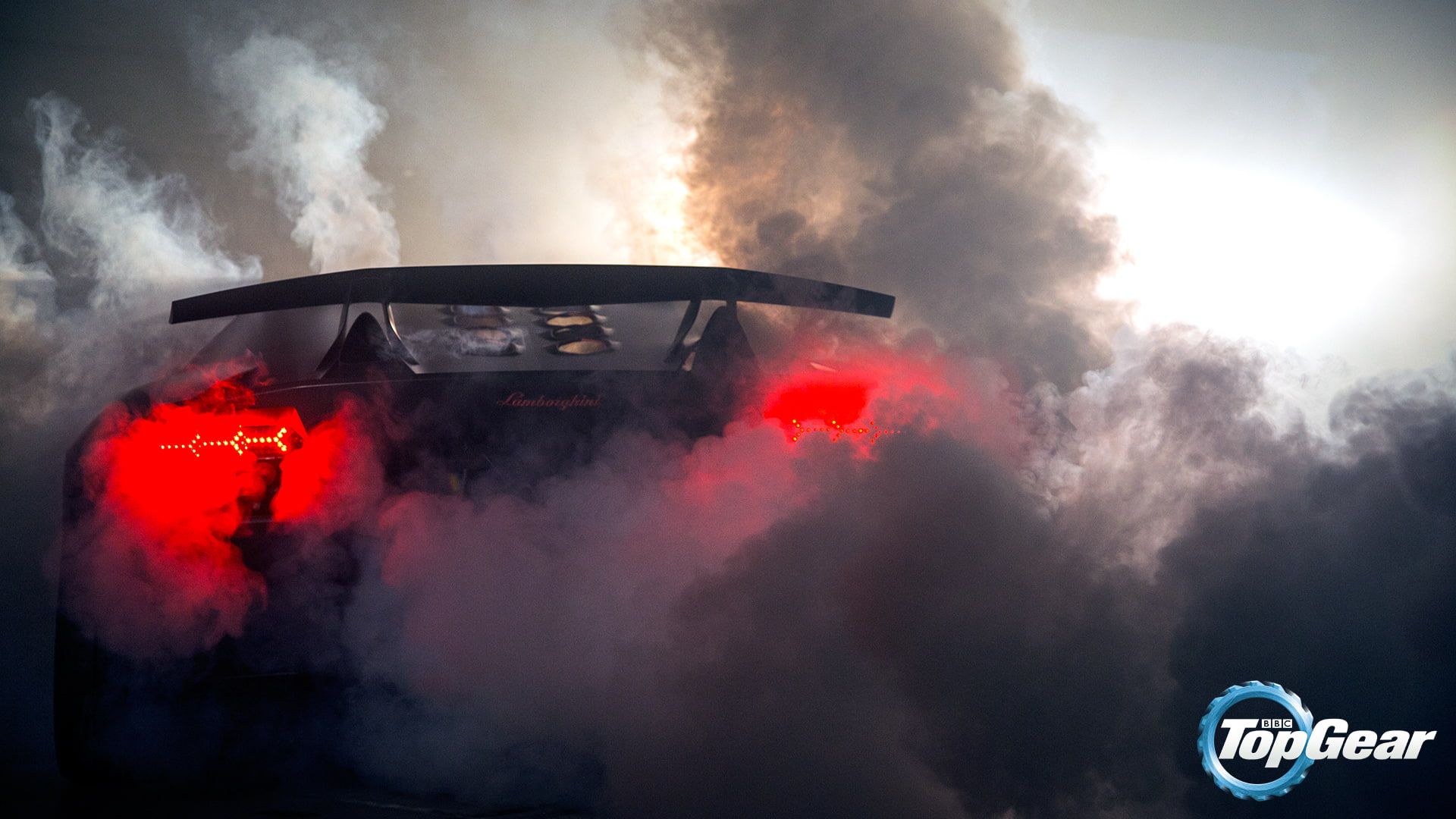 top, technology, motion, gear, outdoors, sport, Sesto Elemento, stadium, back lit, warning sign, emotion, excitement, vitality, celebration, HD Wallpaper
