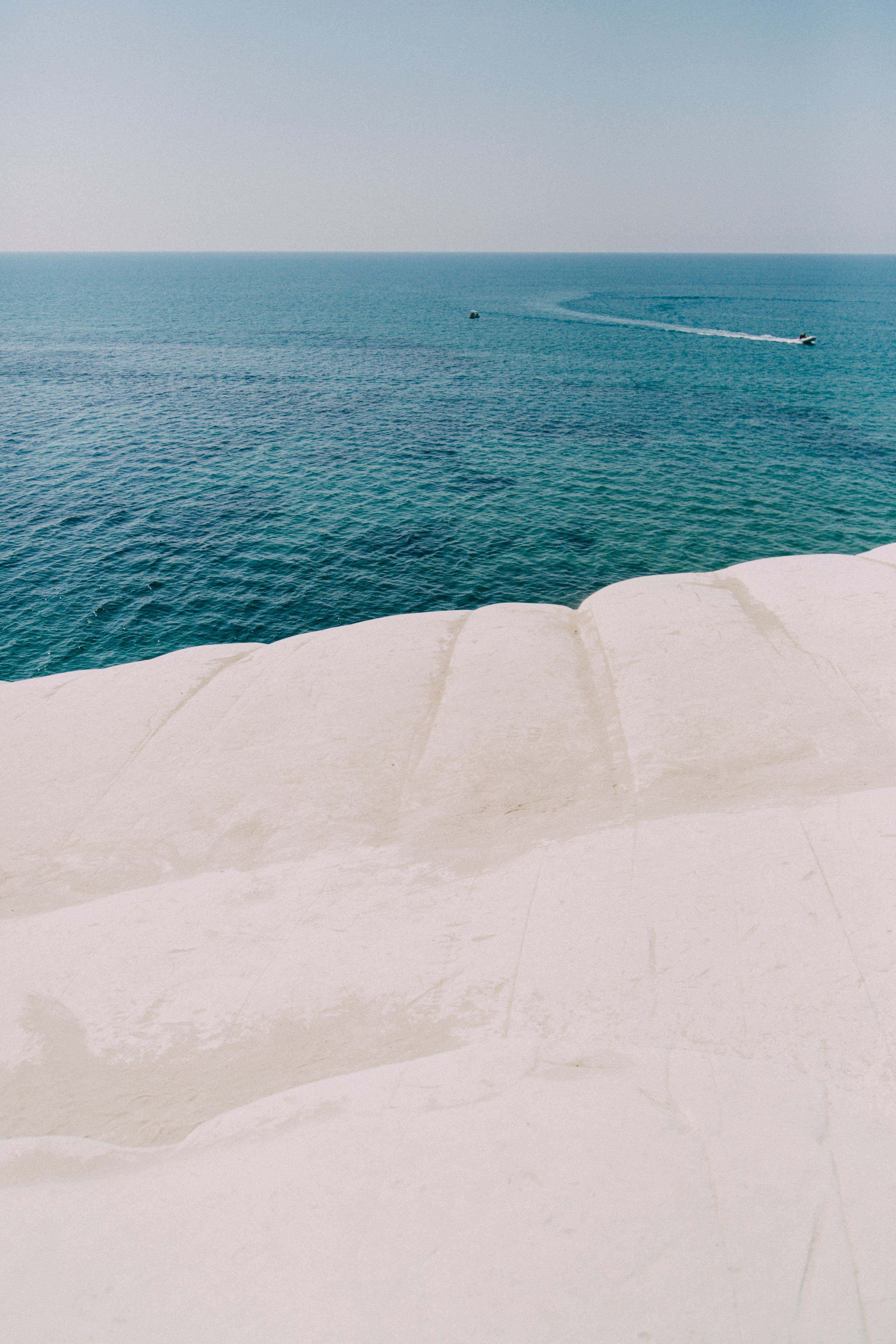 shoreline, non-urban scene, horizon, idyllic, 5K, clear sky, no people, sky, tranquility, tranquil scene, coast, beach, italy, sicily, outdoors, scenery, Phone HD Wallpaper