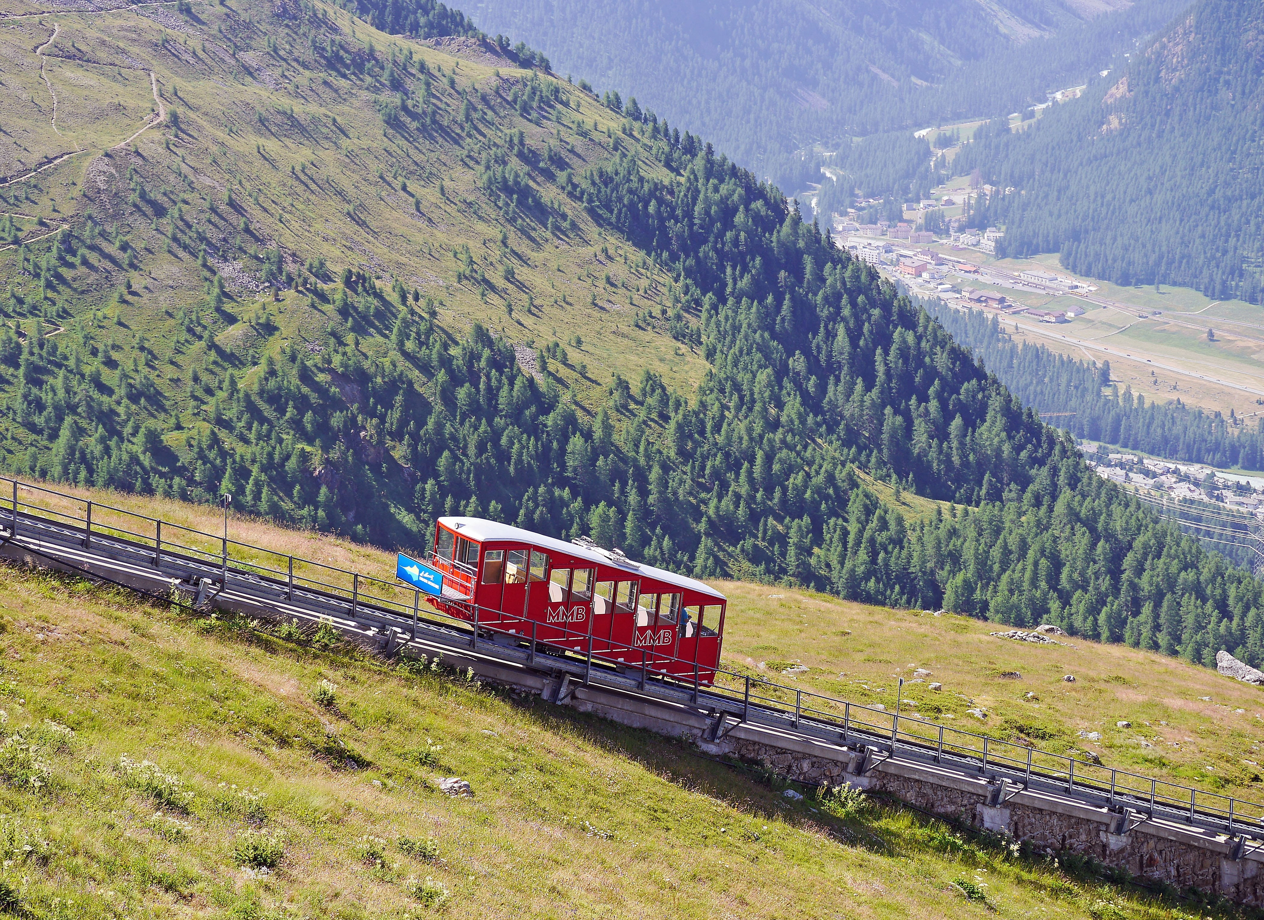 roseggertal, motion, train, scenics - nature, travel, mountains, train - vehicle, rhätikon, outdoors, funicular railway, railroad track, svizzera, mode of transportation, HD Wallpaper