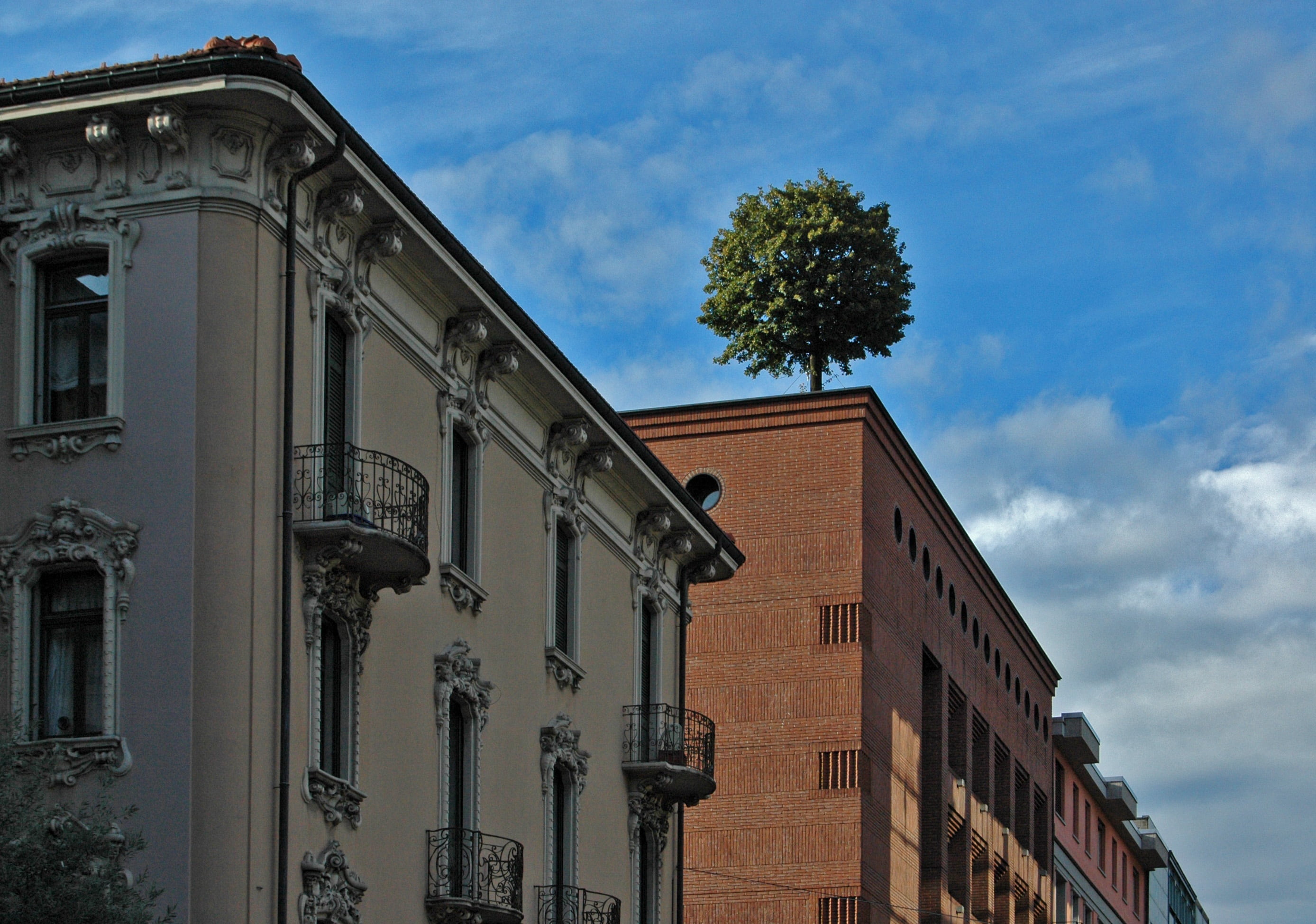 2K, street, window, lugano, no people, plant, sky, building exterior, the past, apartment, clouds, built structure, cloud - sky, day, nature, history, HD Wallpaper