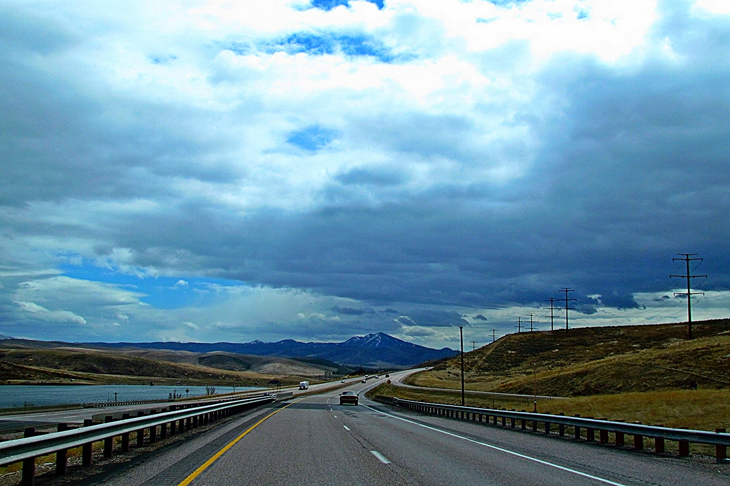 Andromeda, cloud, road, Friendly, car, picture, landscape, blue, clouds, white, I-15, South, Game Winner, Blackfoot, highway, mountain, asphalt, centre, HD Wallpaper