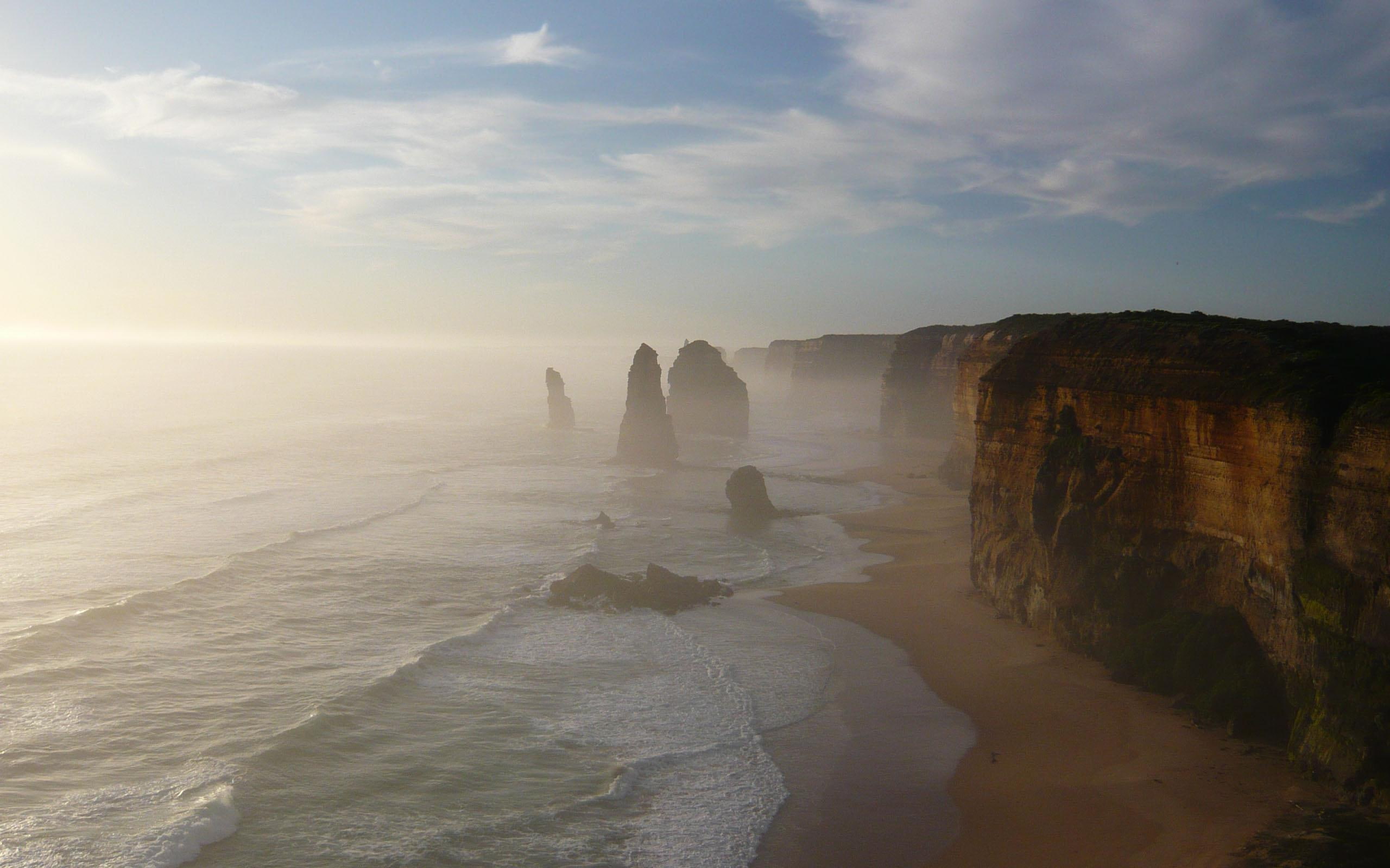 twelve, cliff, near, cliffs, ocean, 2K, mist, 3d and abstract, brown, body, surf, apostles, clouds, beach, HD Wallpaper