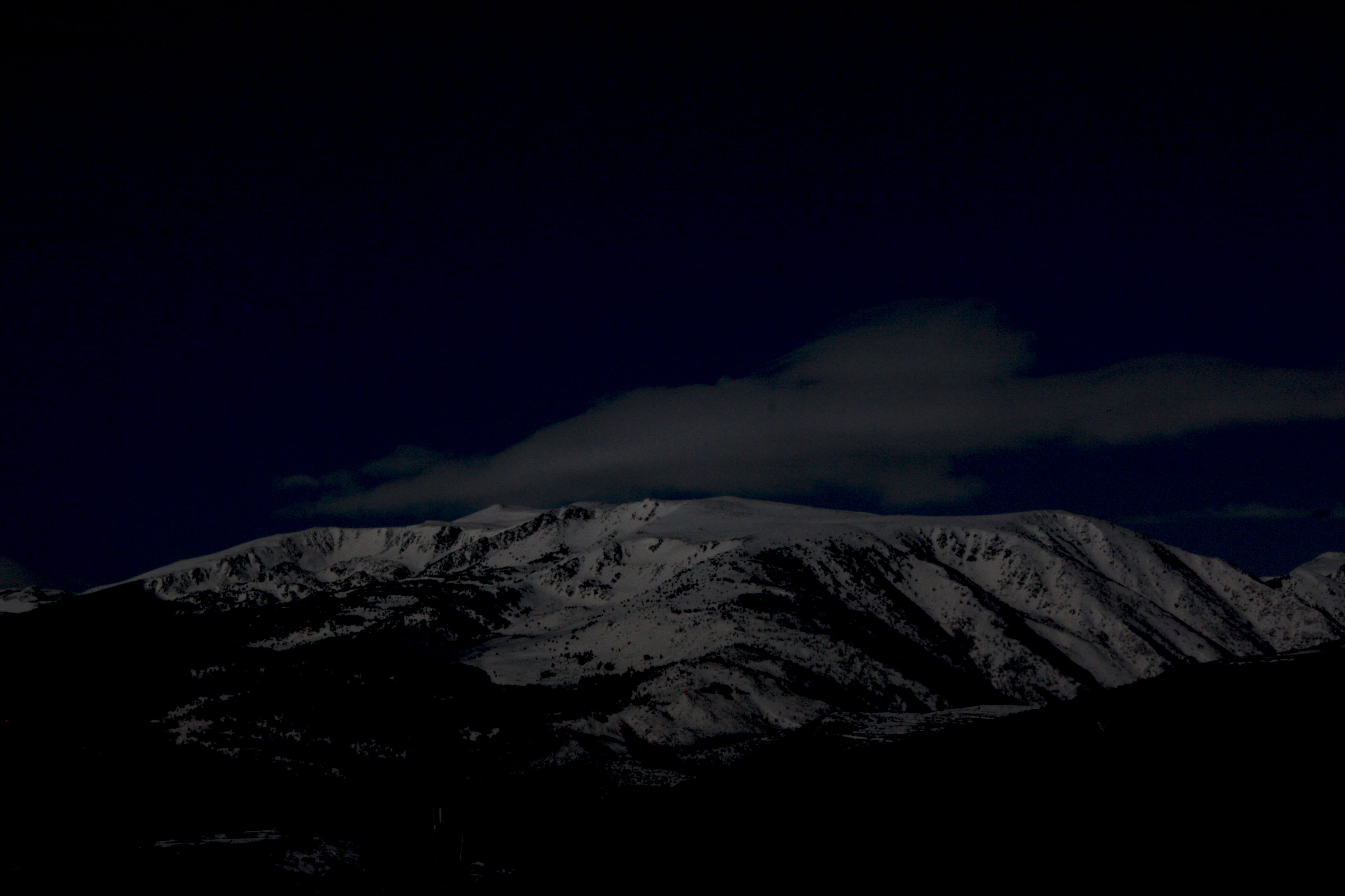spain, tranquil scene, nature, above, dark, power in nature, white, cloud - sky, tranquility, landscape, night, sky, llívia, 4K, mountain range, mountain peak, HD Wallpaper
