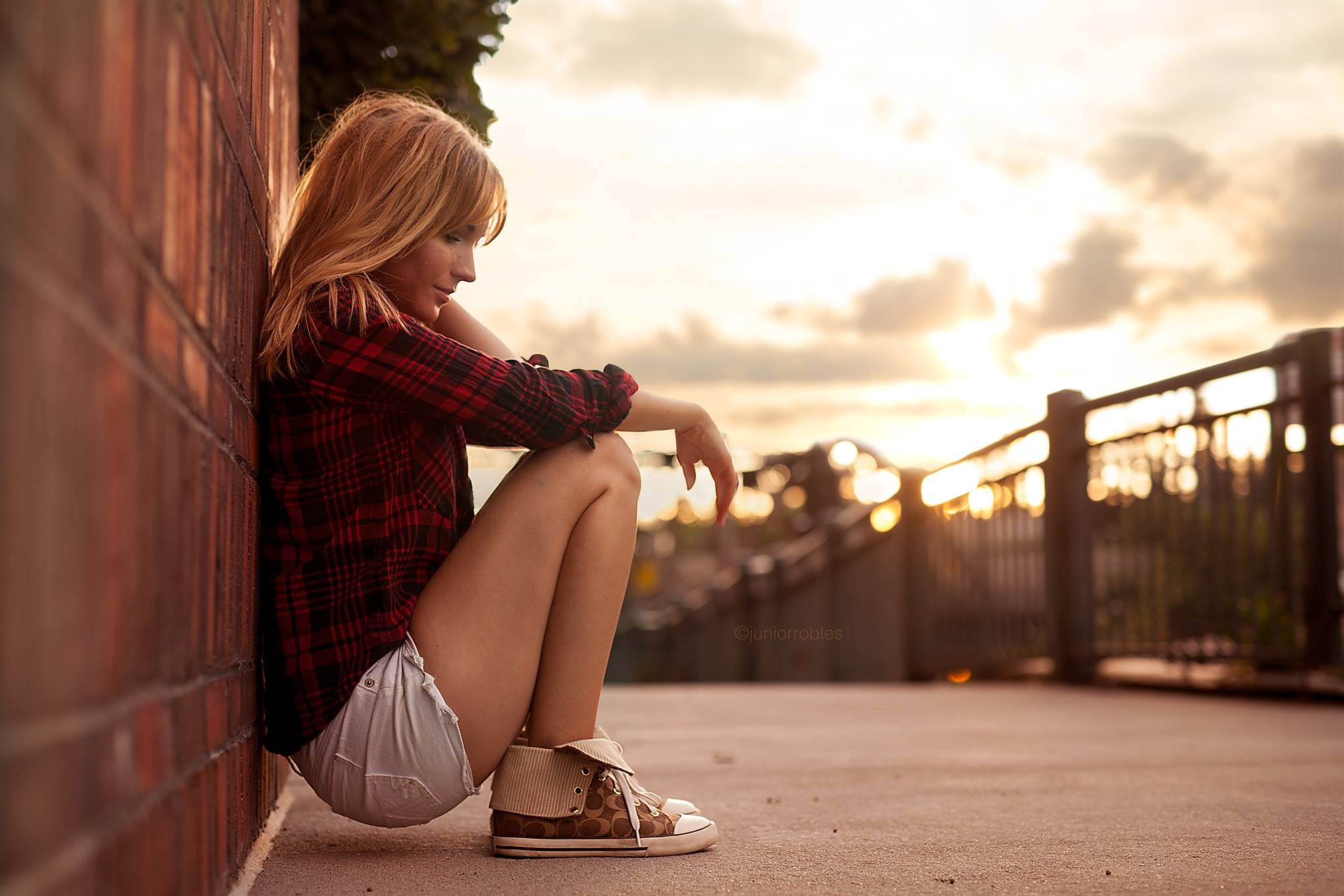 city, sky, blond hair, bridge - man made structure, young adult, beautiful woman, outdoors, one person, sitting, hair, adult, jean shorts, beauty, Golden Hour, HD Wallpaper