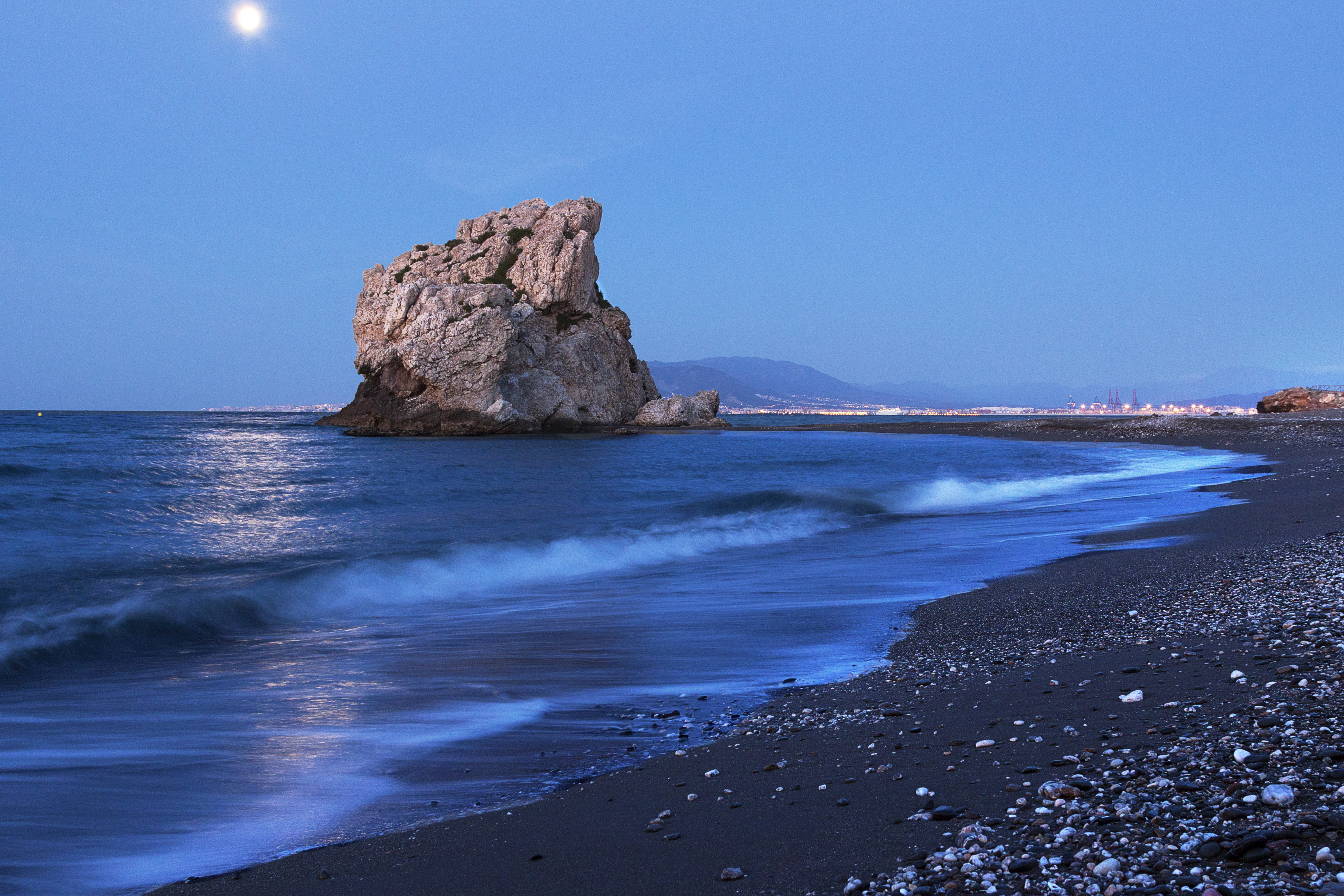 sand, nature, land, rock formation, quino, tranquil scene, mediterráneo, playa del peñón del cuervo, mar, outdoors, horizon over water, motion, málaga, HD Wallpaper