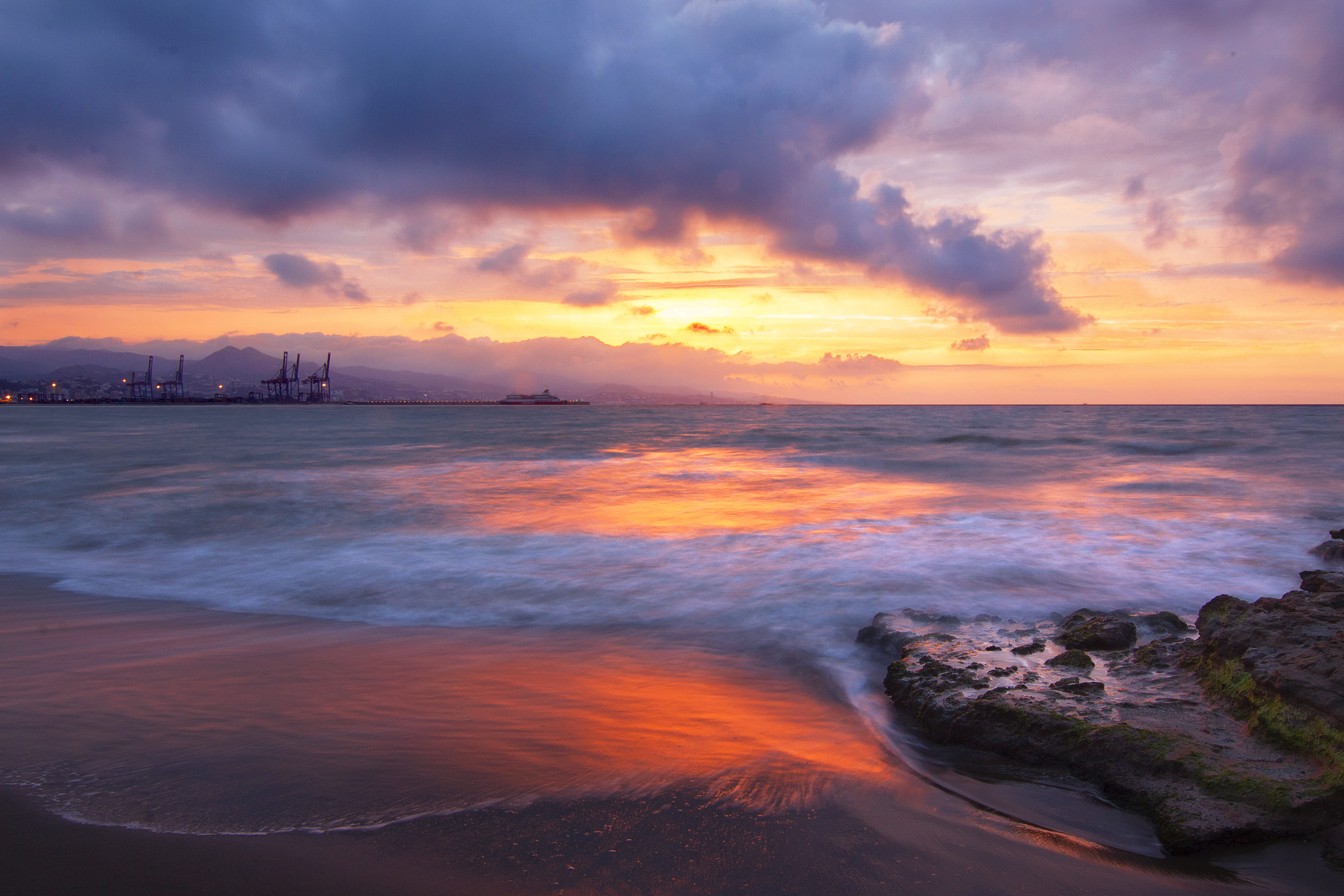 orange color, tranquility, outdoors, sky, playa, tranquil scene, spain, cloud - sky, sea, olas, playa de la misericordia, mediterráneo, horizon, málaga, HD Wallpaper