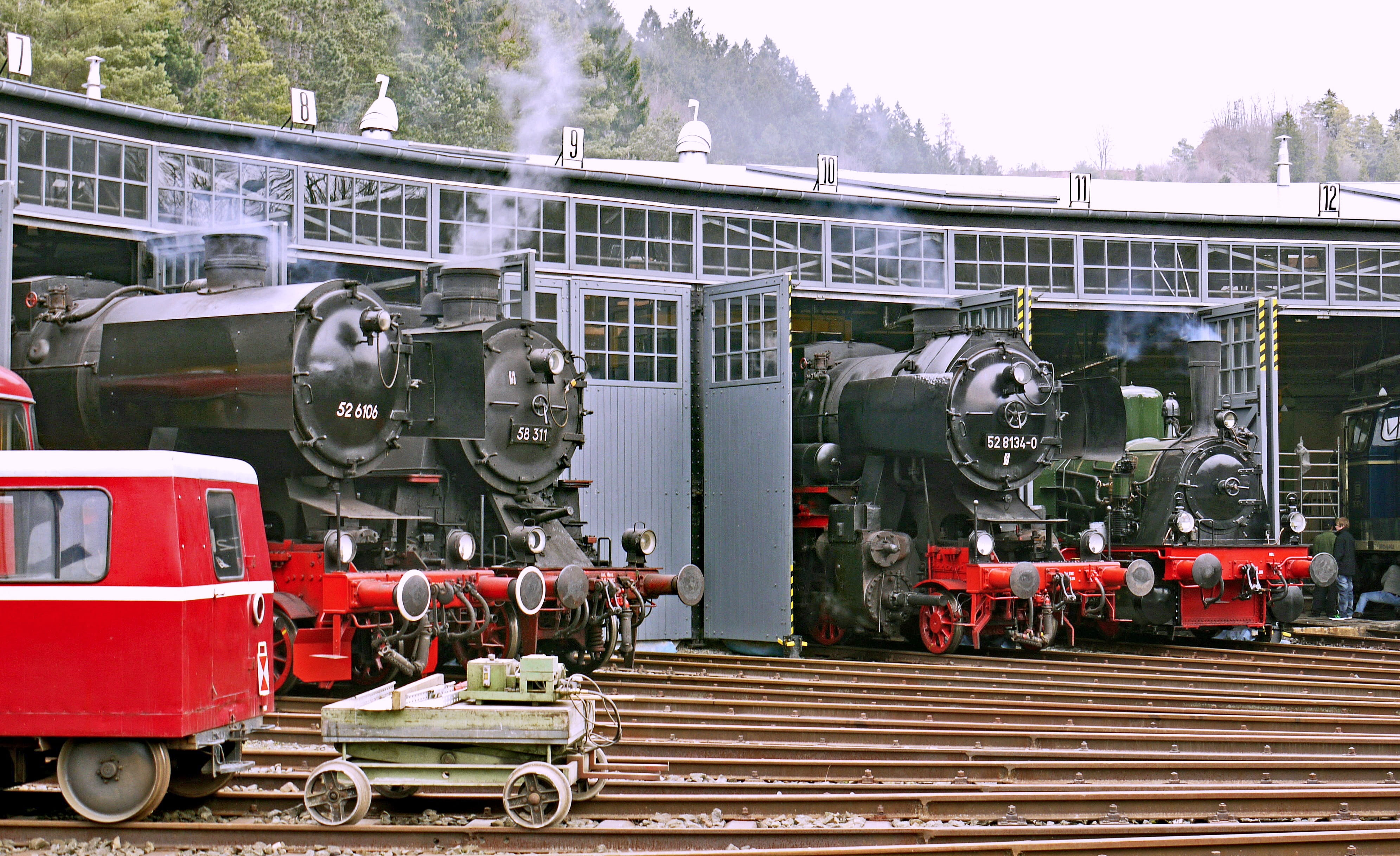br52, br89, transportation, steam train, device truck, motion, br58, industry, steam locomotives, day, locomotive shed, no people, train - vehicle, ring lokschuppen, HD Wallpaper