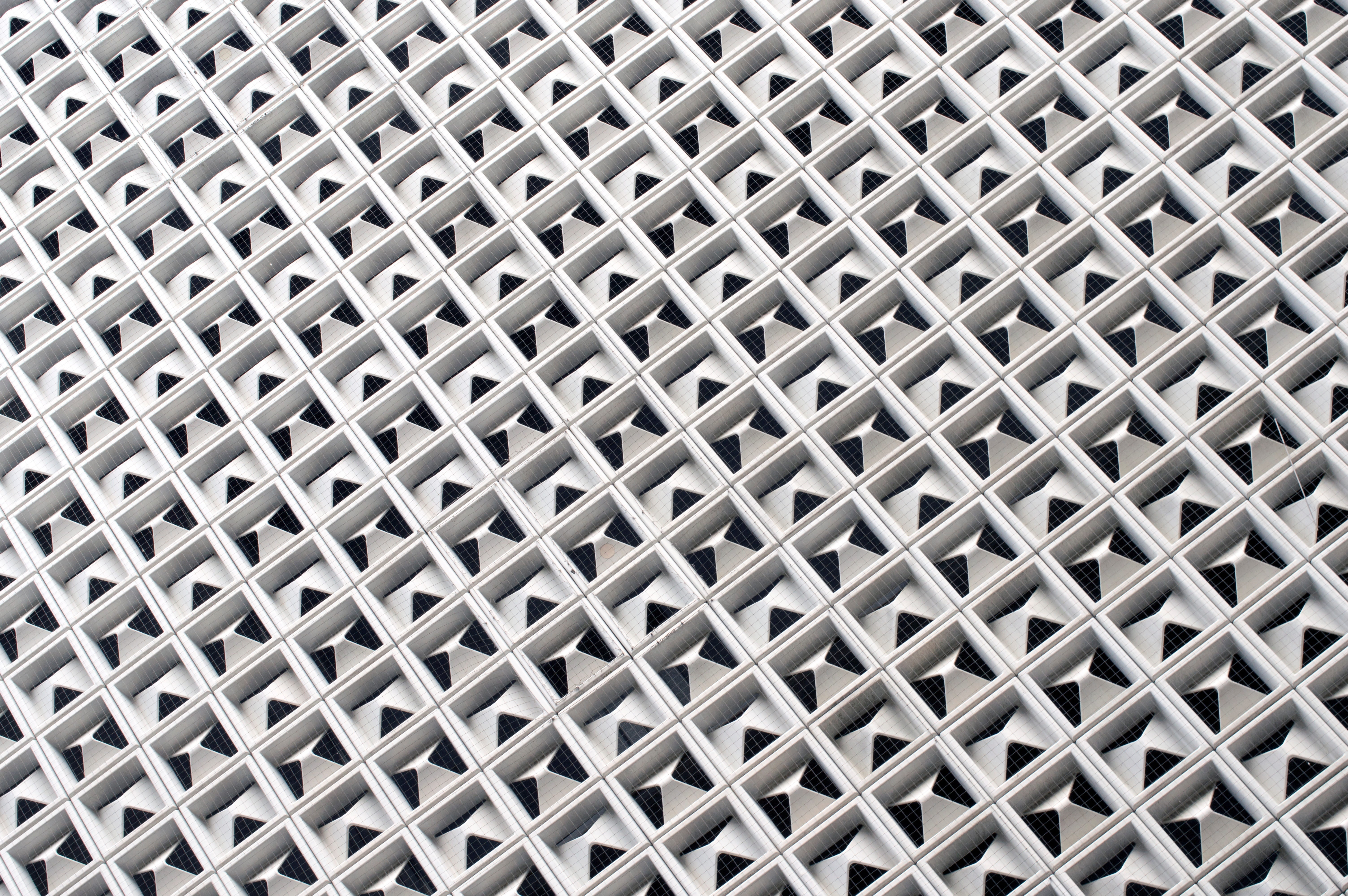 silver colored, architecture, bed, geometric shape, shape, steel, repetition, architectural feature, no people, patter, indoors, design, crisscross, alloy, HD Wallpaper