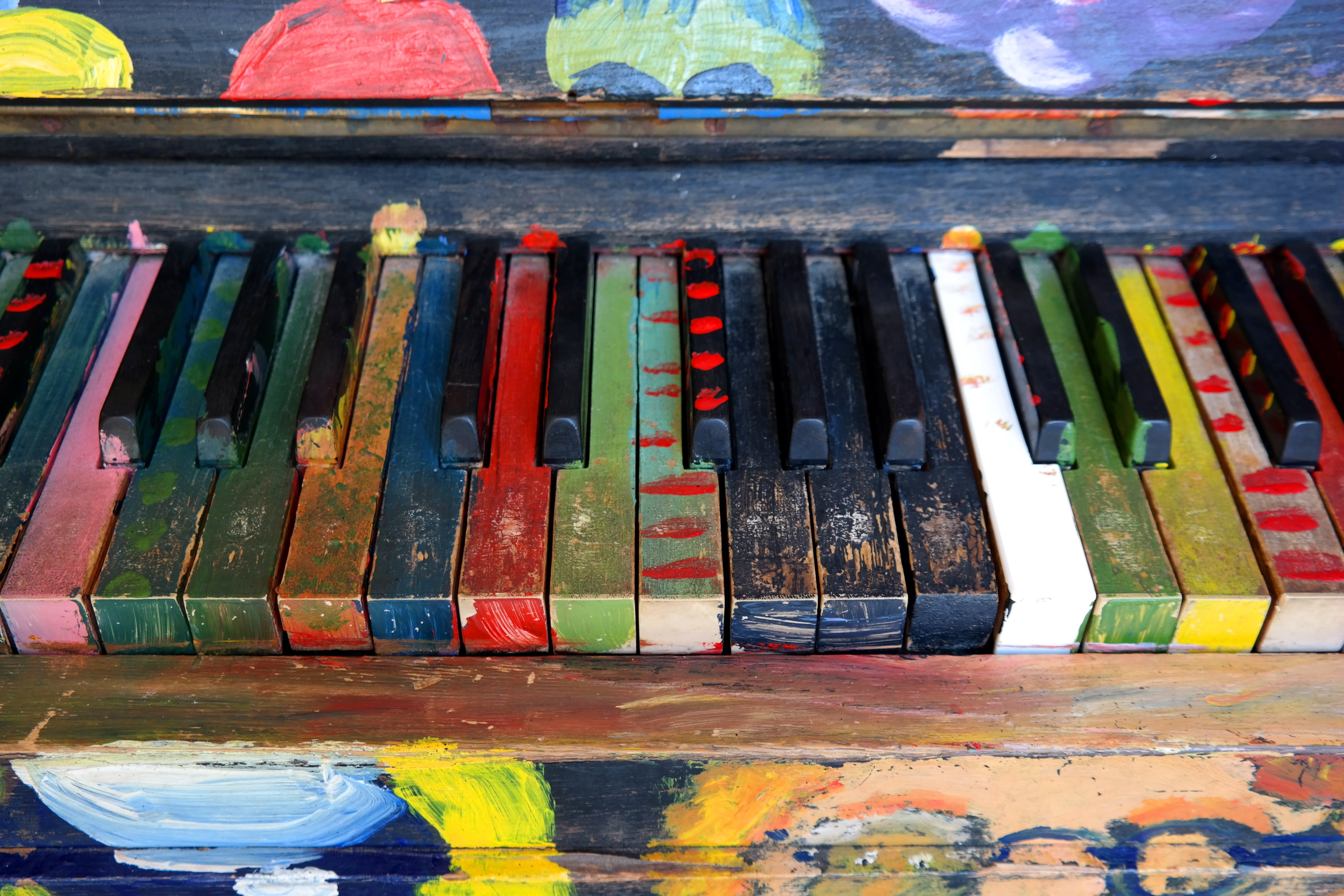 brush, no people, day, still life, craft, arrangement, black, multicolored, playing the piano, multi colored, container, indoors, instrument, 5K, color, HD Wallpaper
