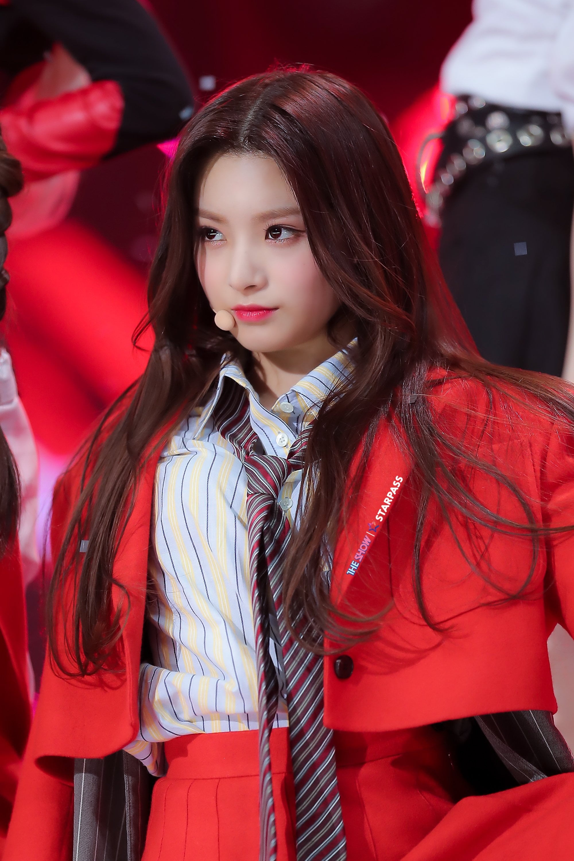 K-pop, Wang Yiren, 2K, EVERGLOW, Phone HD Wallpaper