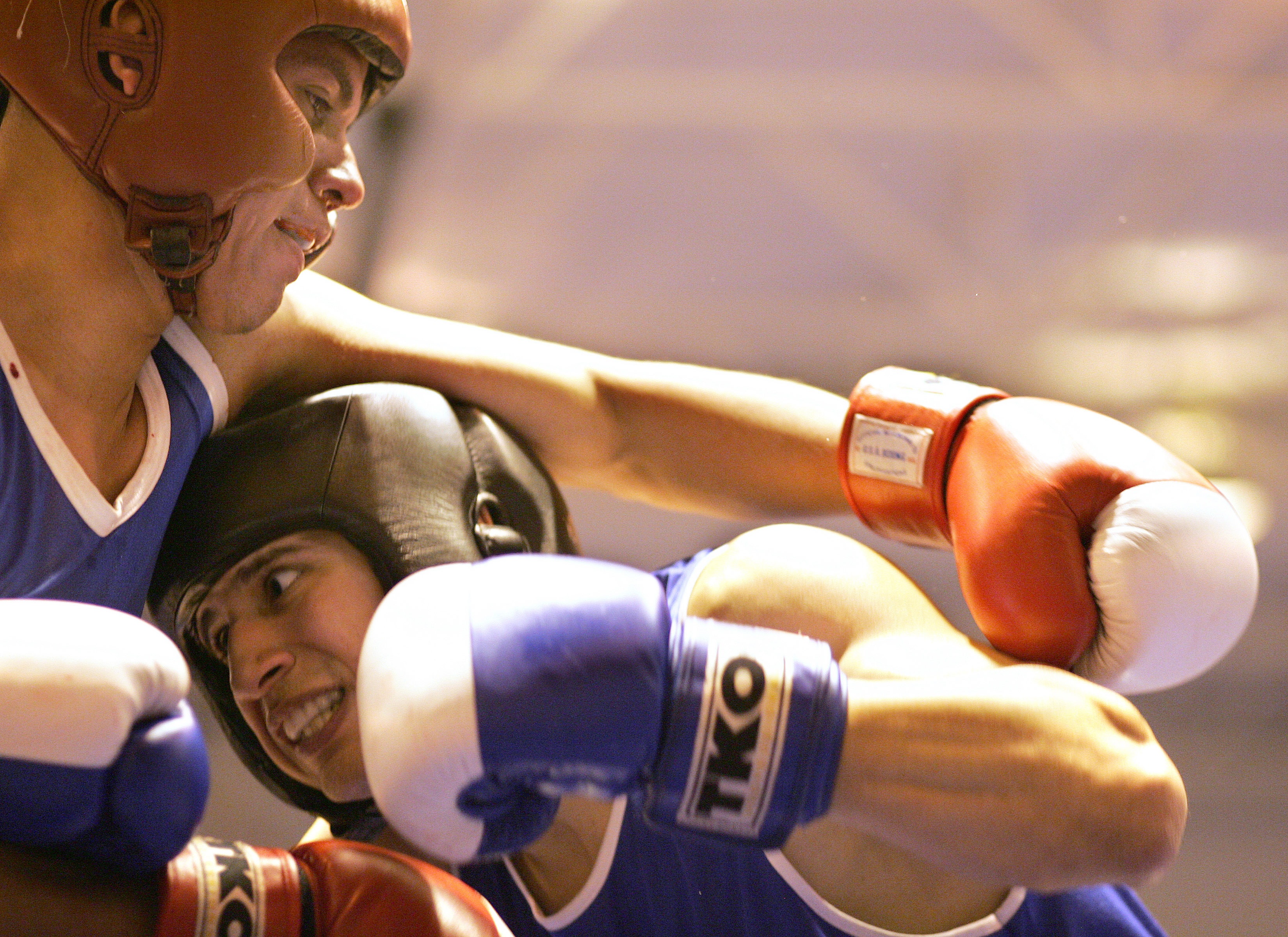 boxing, fight, outdoors, sport, glove, headgear, fitness, man, sculpture, fighters, men, male likeness, statue, focus on foreground, boxing - sport, representation, HD Wallpaper