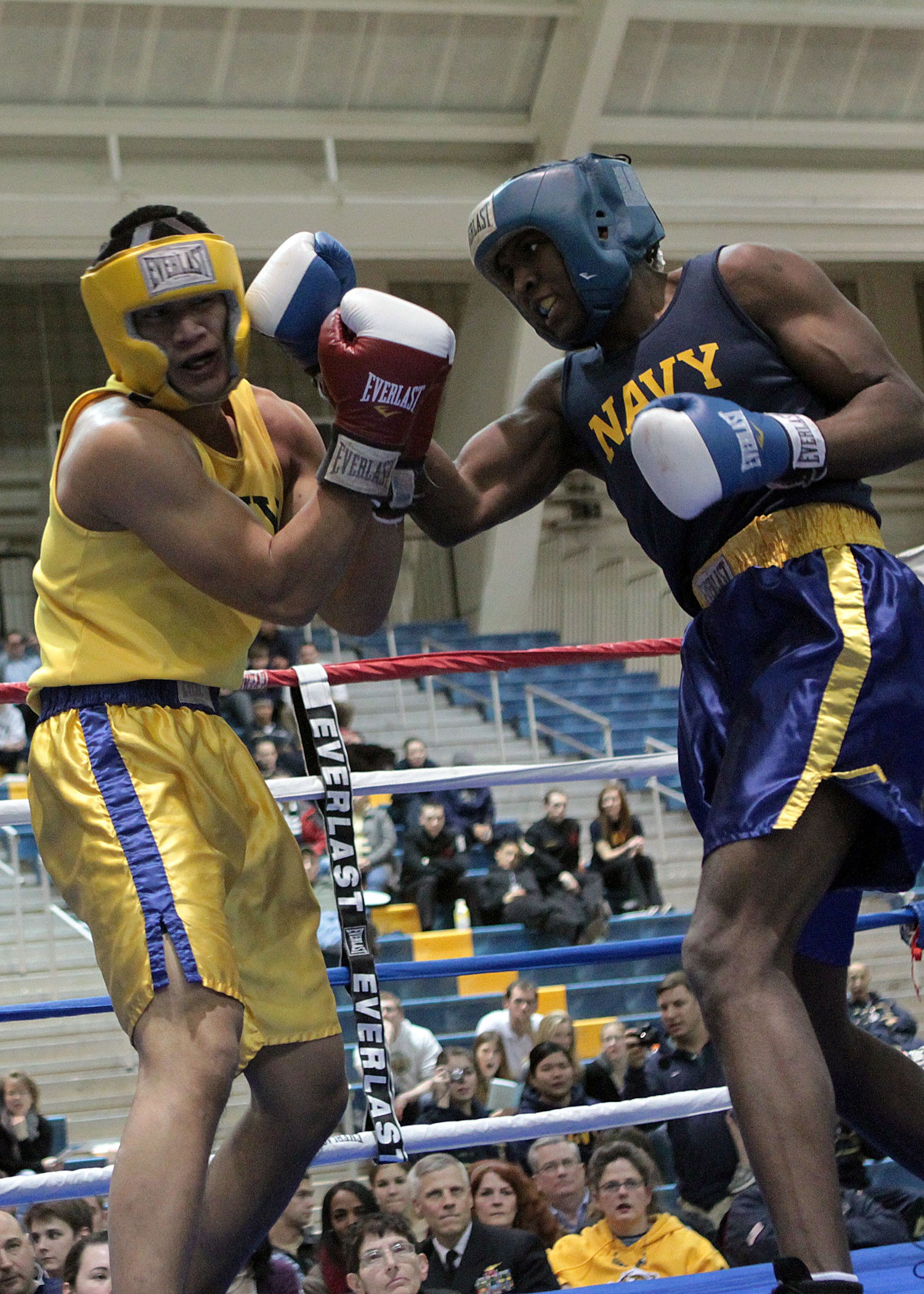 competitive sport, fighters, people, athlete, competition, helmet, boxing, american football - sport, headwear, lifestyles, headgear, boxers, match - sport, Phone HD Wallpaper