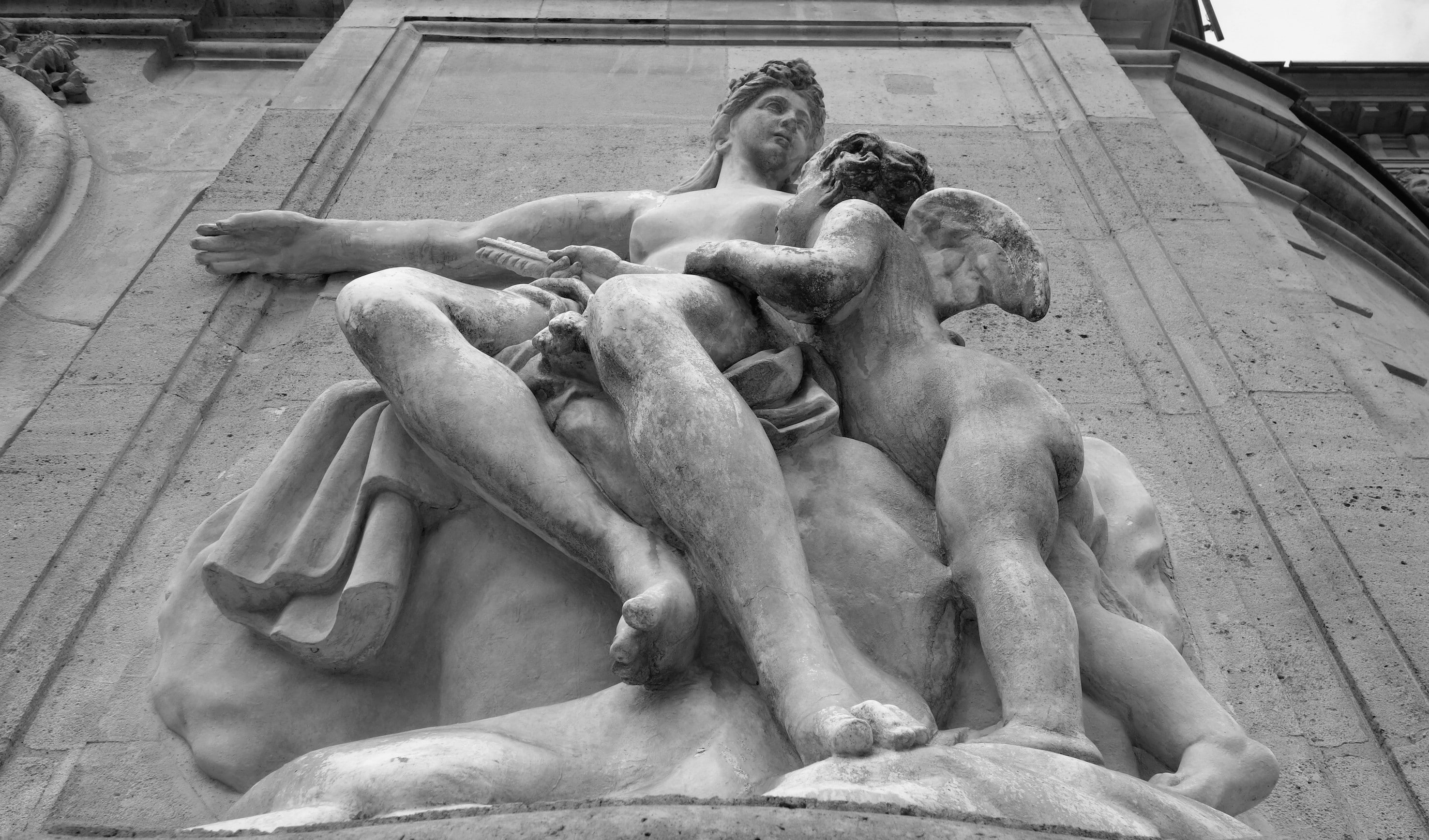 male likeness, no people, sculpture, day, statue, angel, memorial, outdoors, art and craft, female likeness, the past, shirtless, full length, human representation, HD Wallpaper