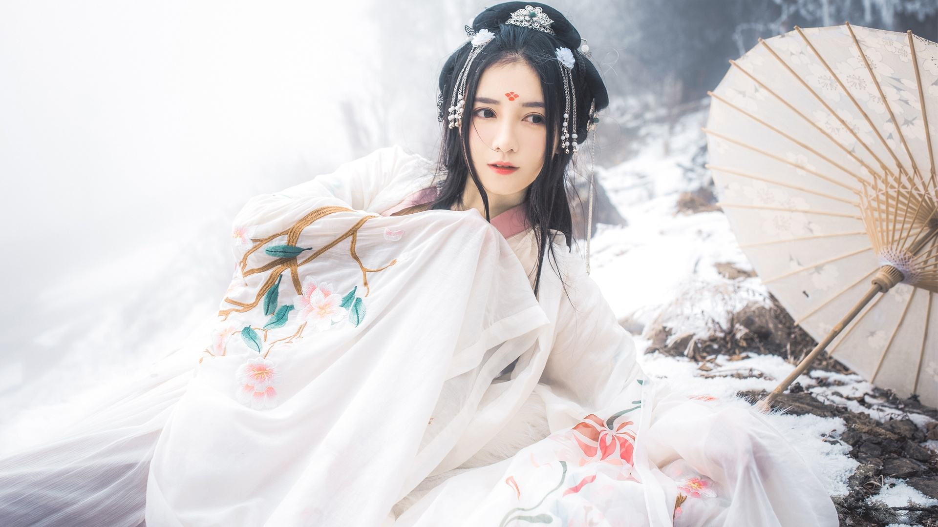 black hair, Chinese dress, 1080P, Asian, hanfu, white dress, headdress, HD Wallpaper