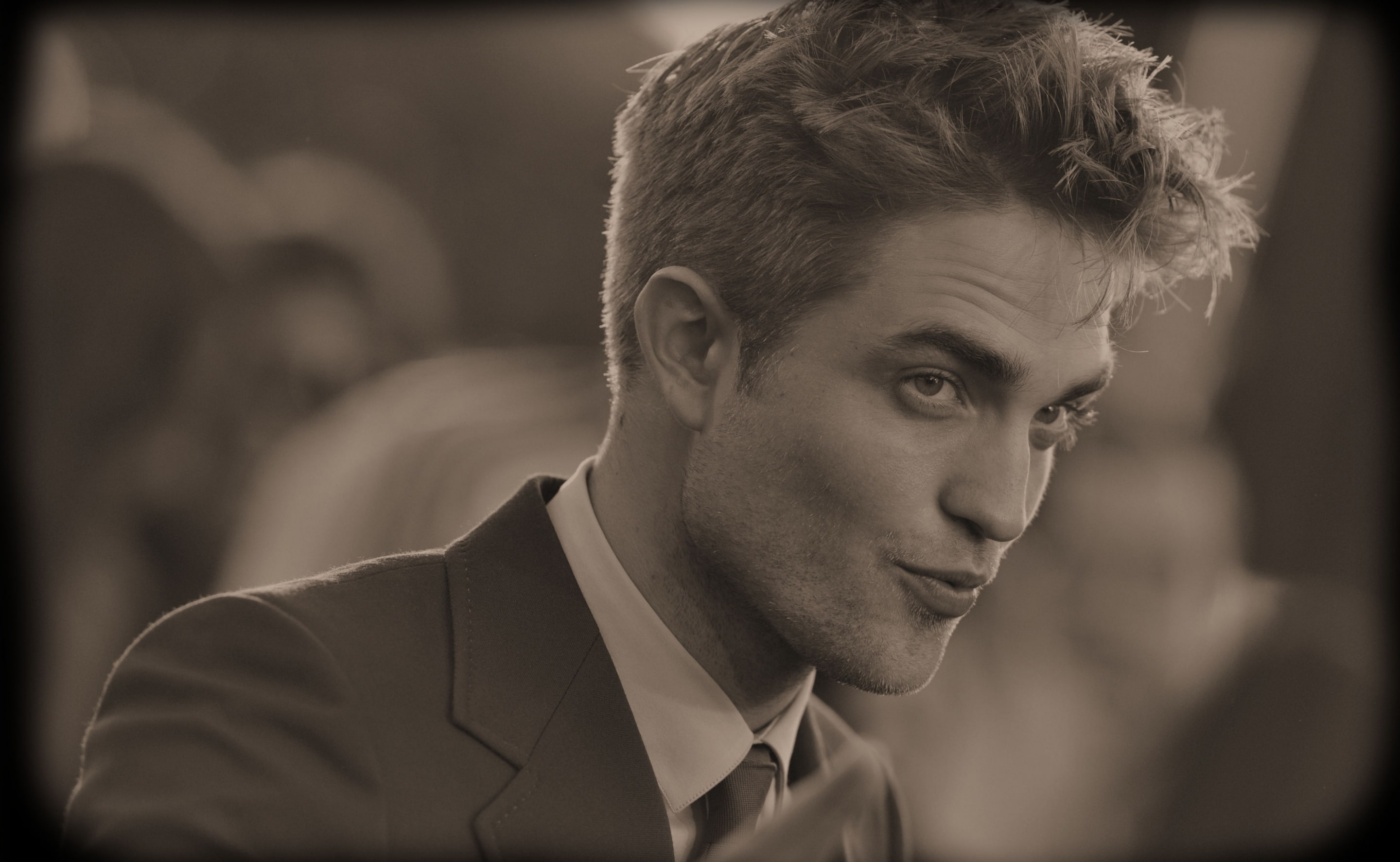 one person, looking, real people, close-up, focus on foreground, Robert, looking at camera, handsome, confidence, cullen, Pattinson, portrait, beautiful people, HD Wallpaper