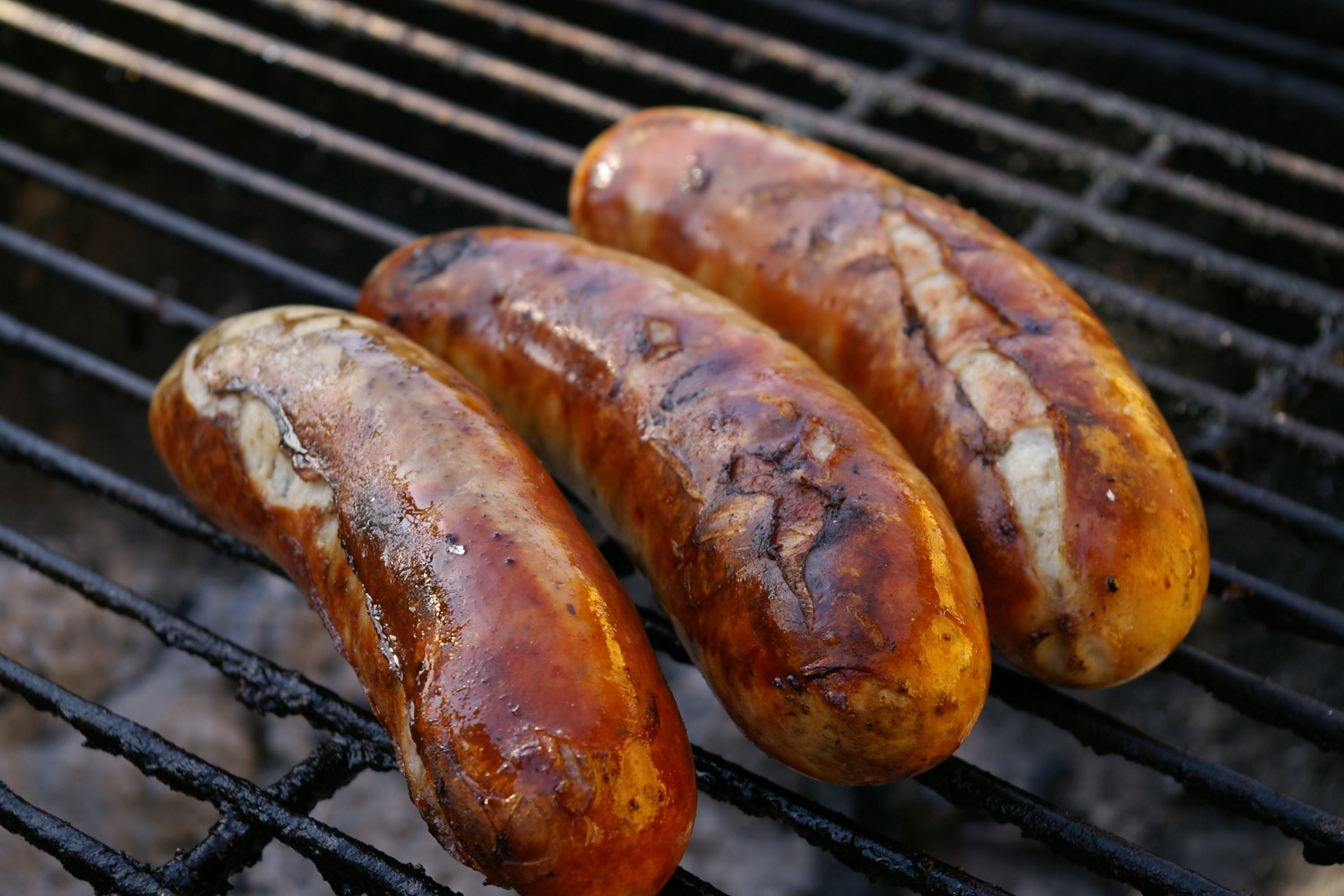 pork, outdoors, food, meat, cooking, food and drink, meal, barbecue Grill, 2K, Sausage, grilled, close-up, freshness, hot Dog, grilling, processed meat, HD Wallpaper