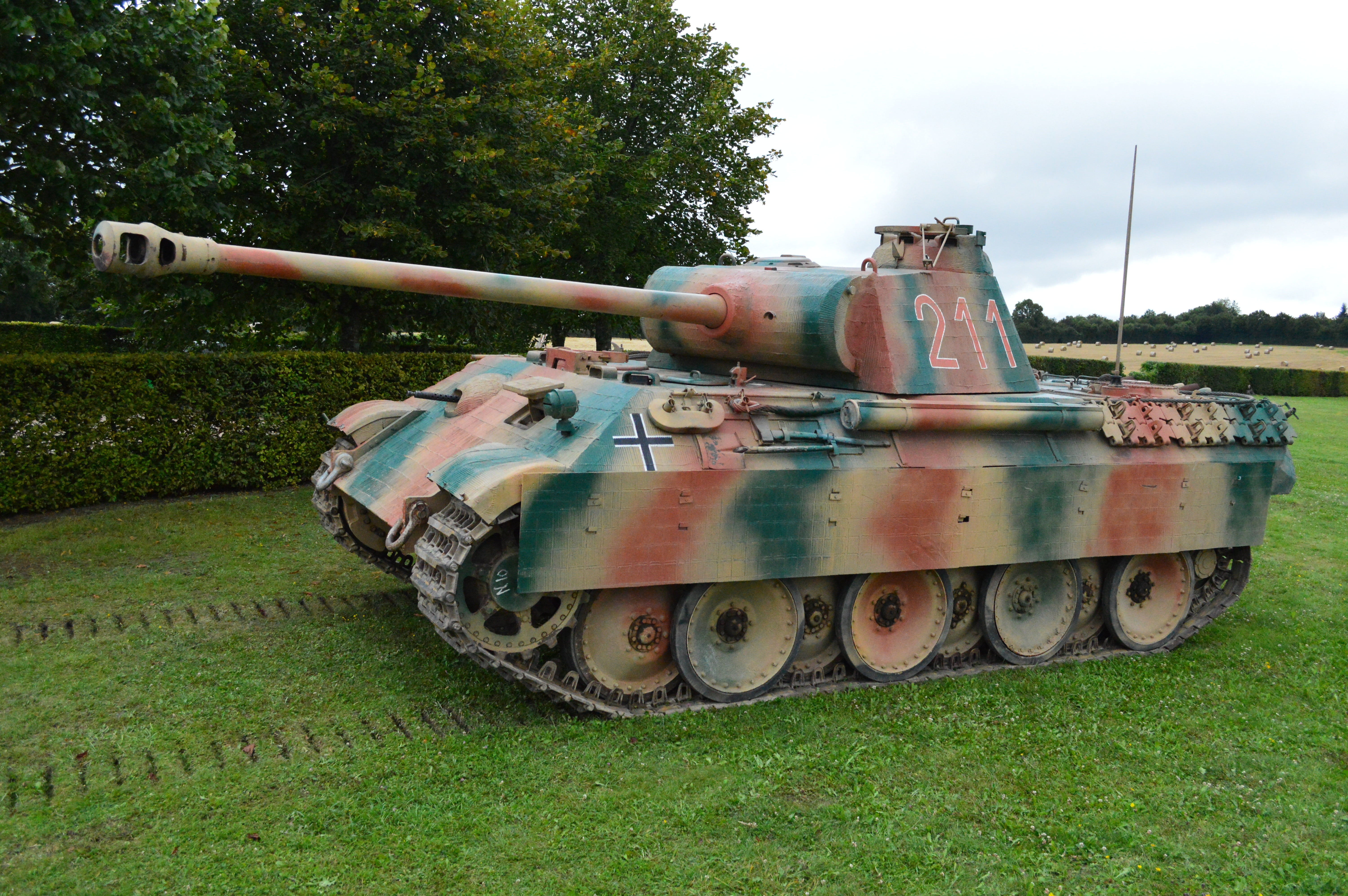no people, explosive, armored tank, war, 5K, land, grass, day, mode of transportation, field, obsolete, weapon, plant, land vehicle, panther, tree, metal, HD Wallpaper