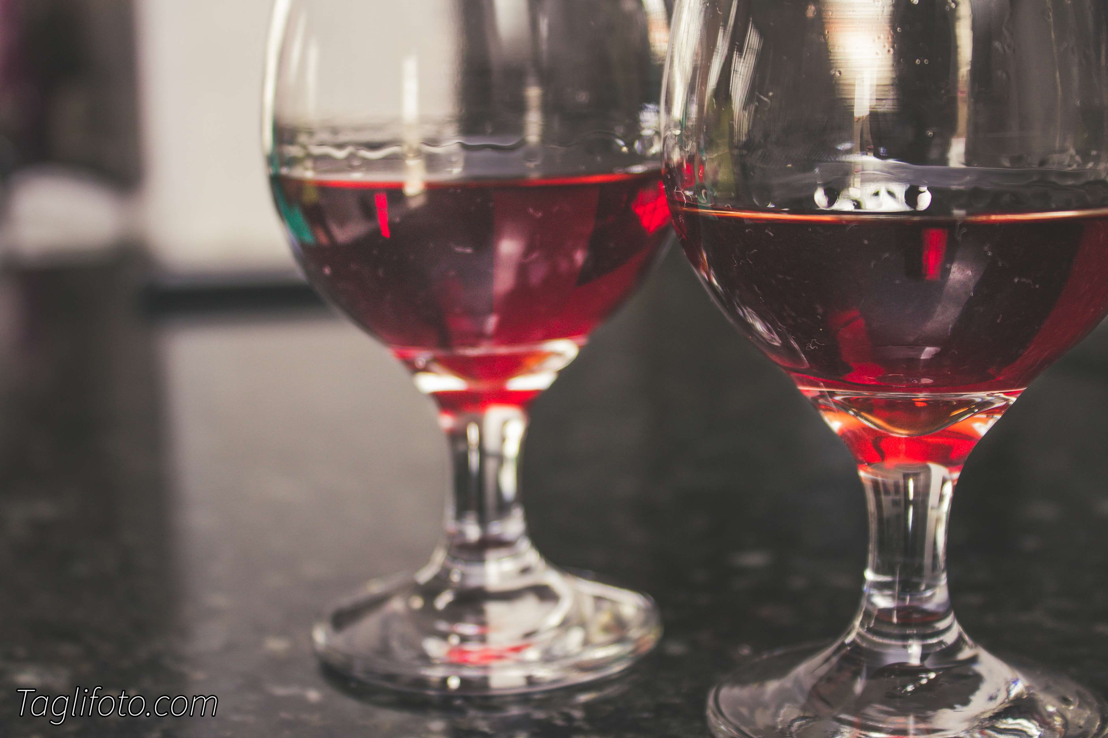glass, vermelho, glass - material, refreshment, copo, vinho, close-up, alcohol, preto, taca, no people, drinking glass, freshness, wineglass, wine, bebida, HD Wallpaper