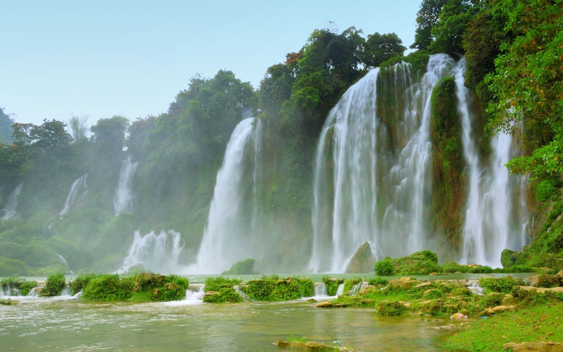 green, flowing water, ban, gioc, environment, long exposure, tree, rainforest, day, cascade, land, blurred motion, power in nature, growth, spraying, Nature, HD Wallpaper