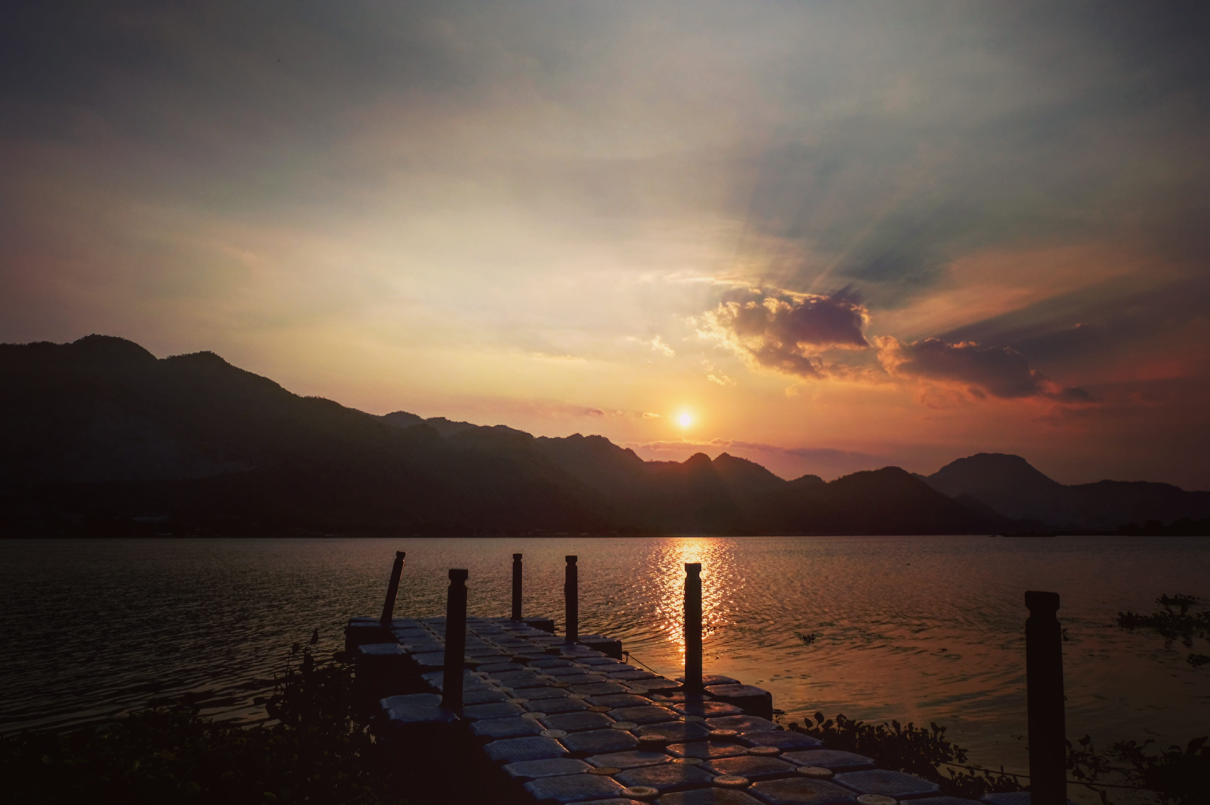 mountain range, cloud - sky, sky, tranquility, wooden post, beauty in nature, mountain, sea, silhouette, outdoors, idyllic, 4K, river, transportation, HD Wallpaper
